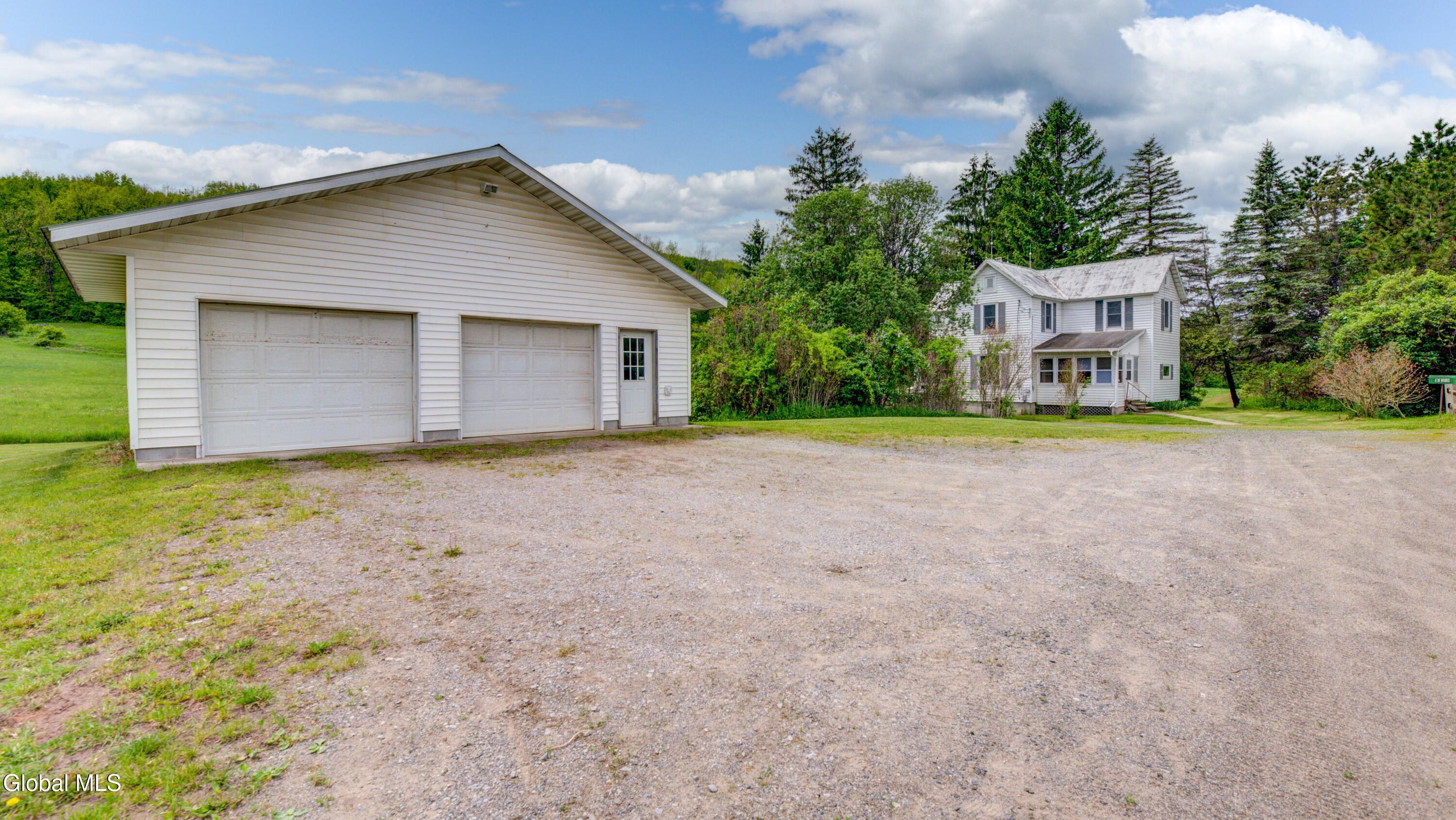 1123 River Road