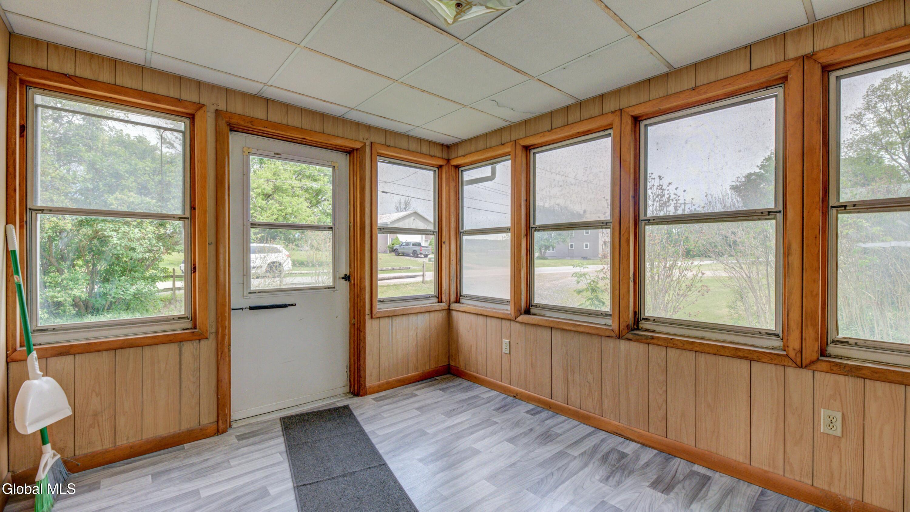 1123 River Road