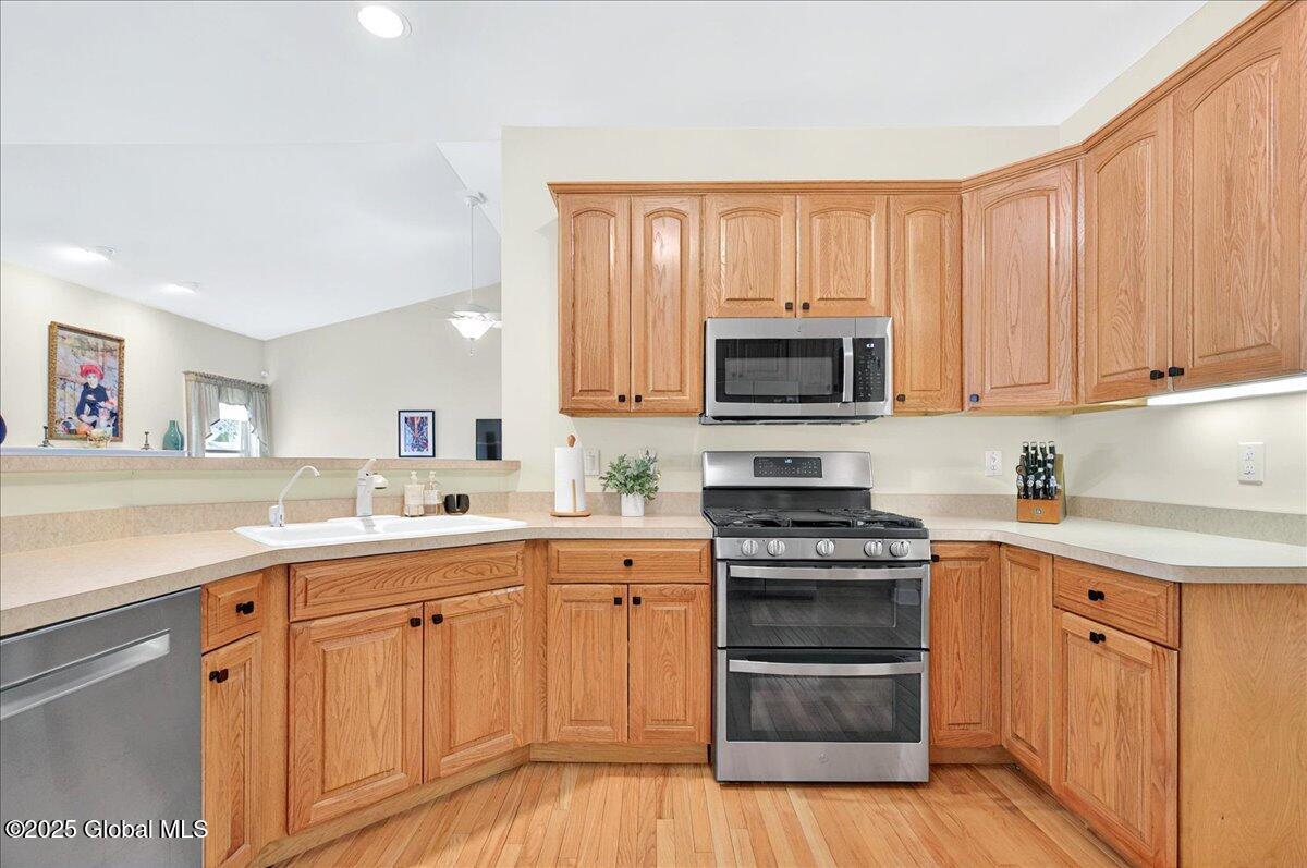 5 Saddlebrook Drive, Clifton Park, New York image 10