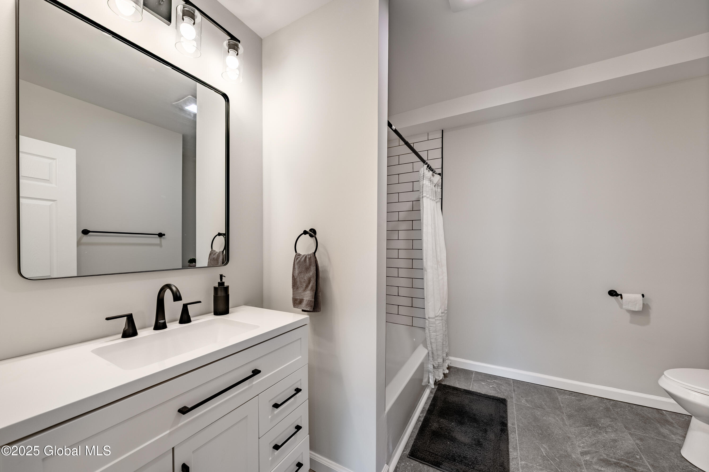 2401 1st Avenue, Schenectady, New York image 11