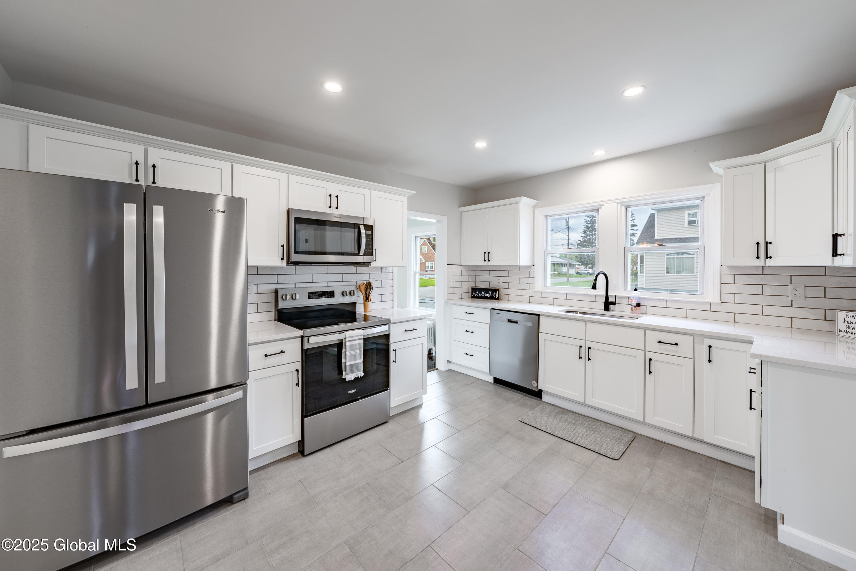 2401 1st Avenue, Schenectady, New York image 13
