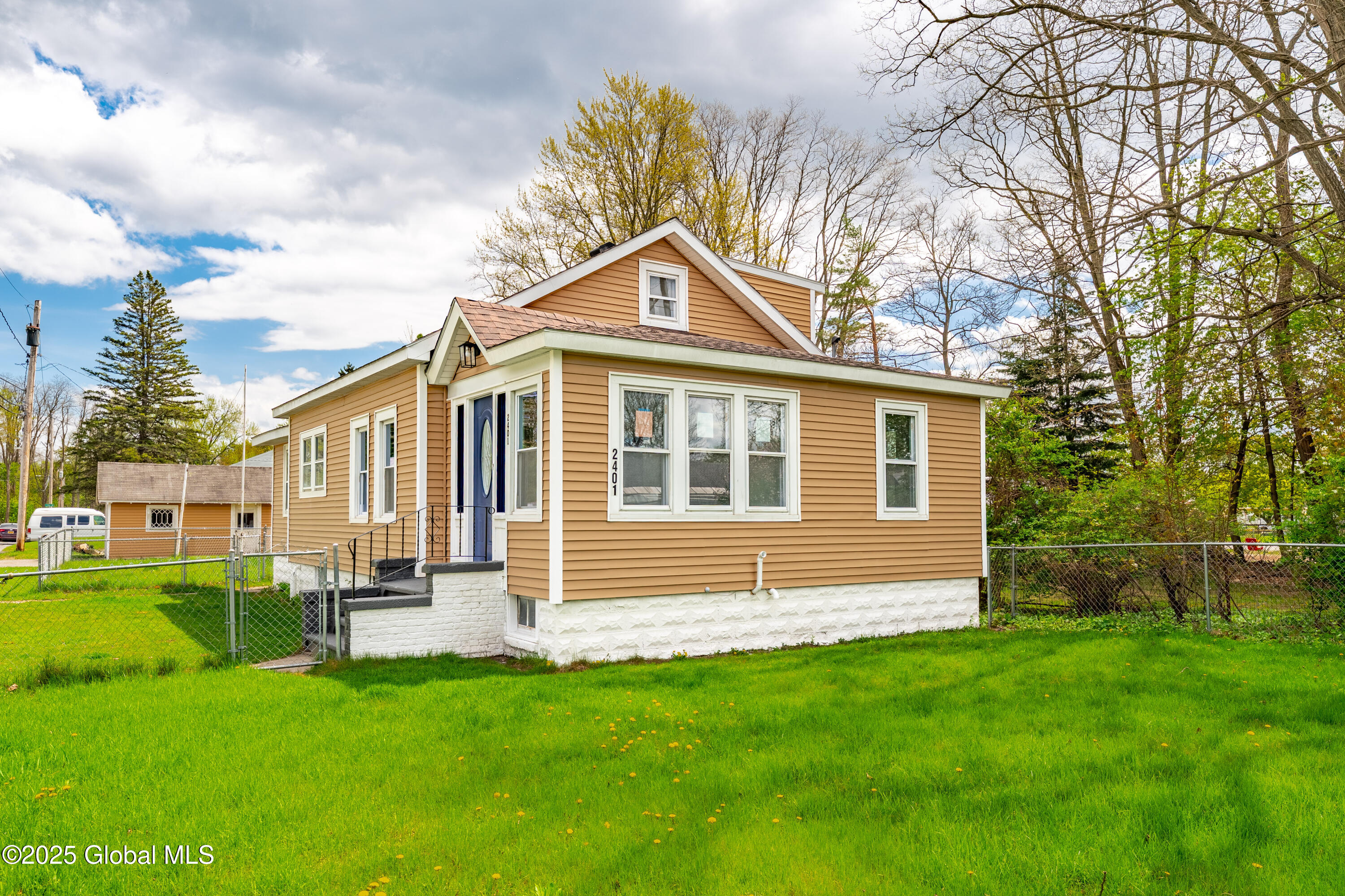 2401 1st Avenue, Schenectady, New York image 6