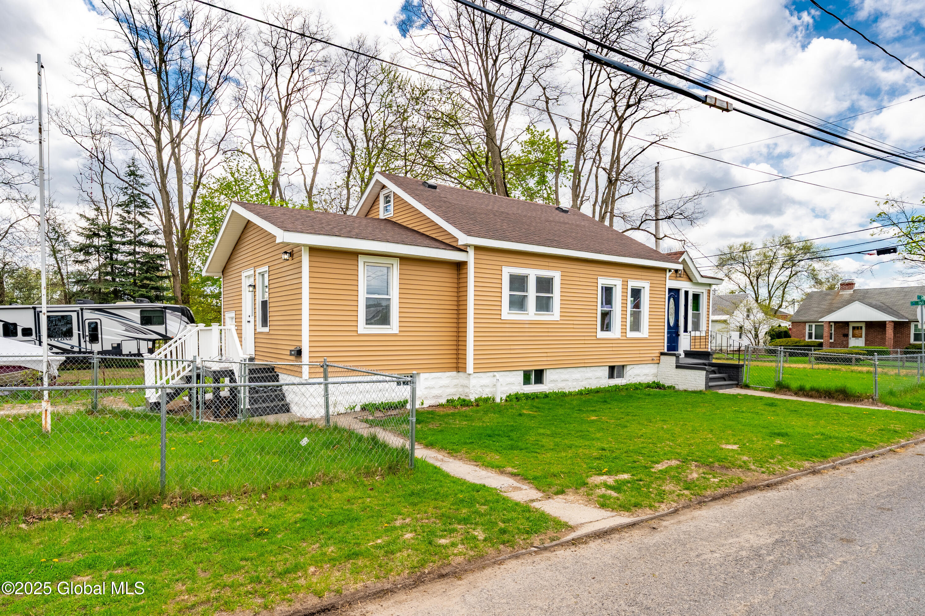 2401 1st Avenue, Schenectady, New York image 3