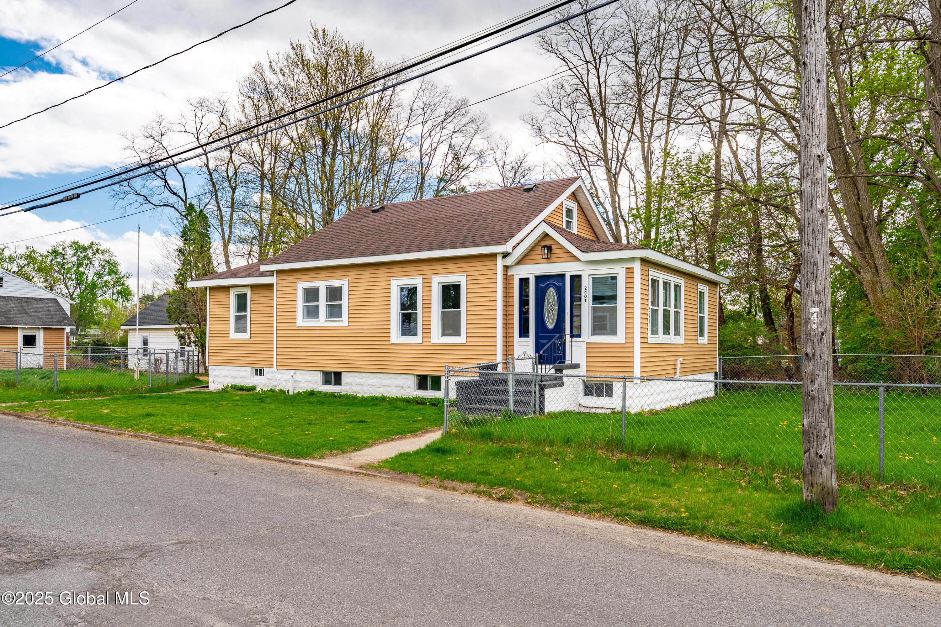 2401 1st Avenue, Schenectady, New York image 2