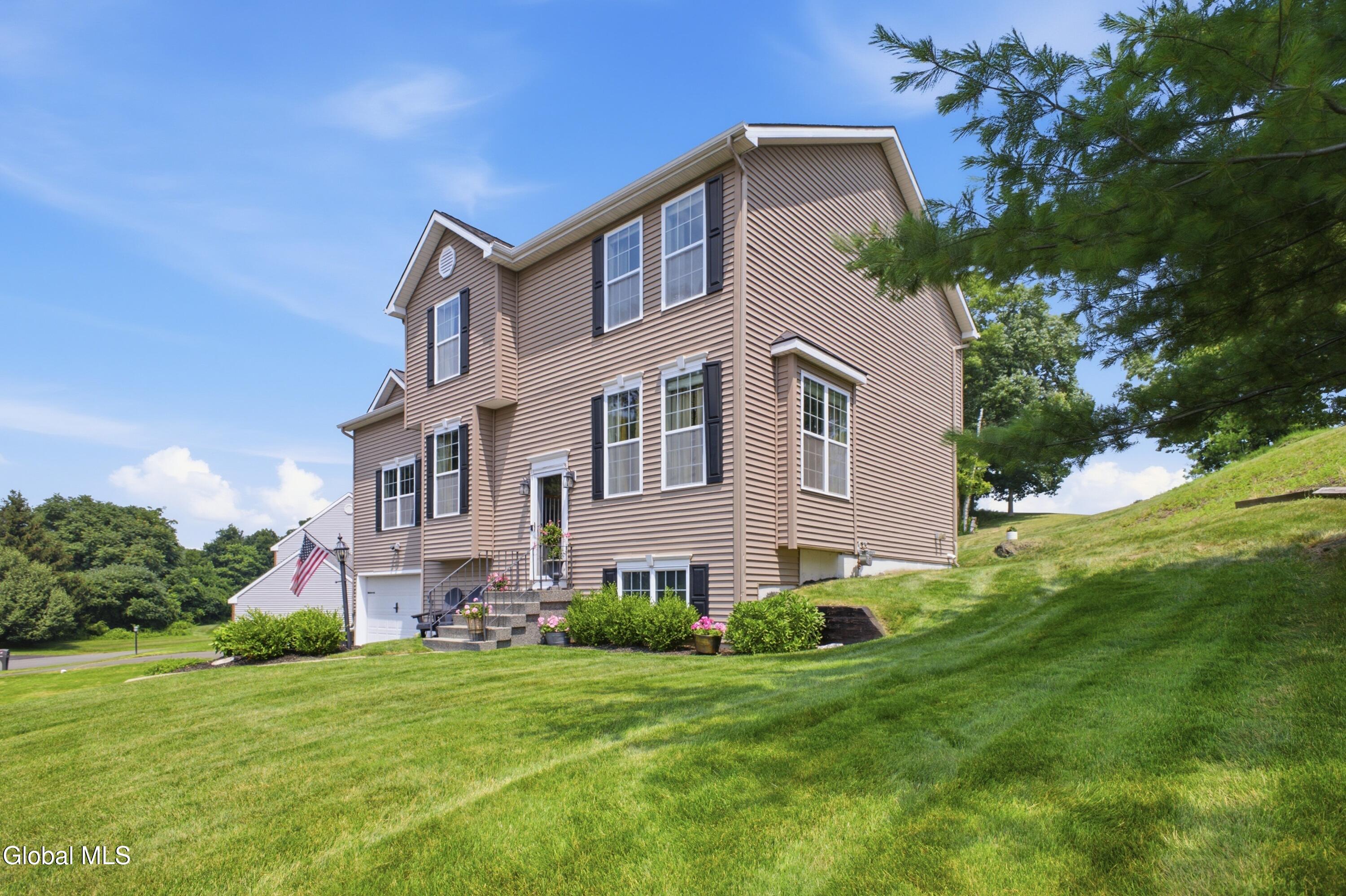 34 Lindsay Drive