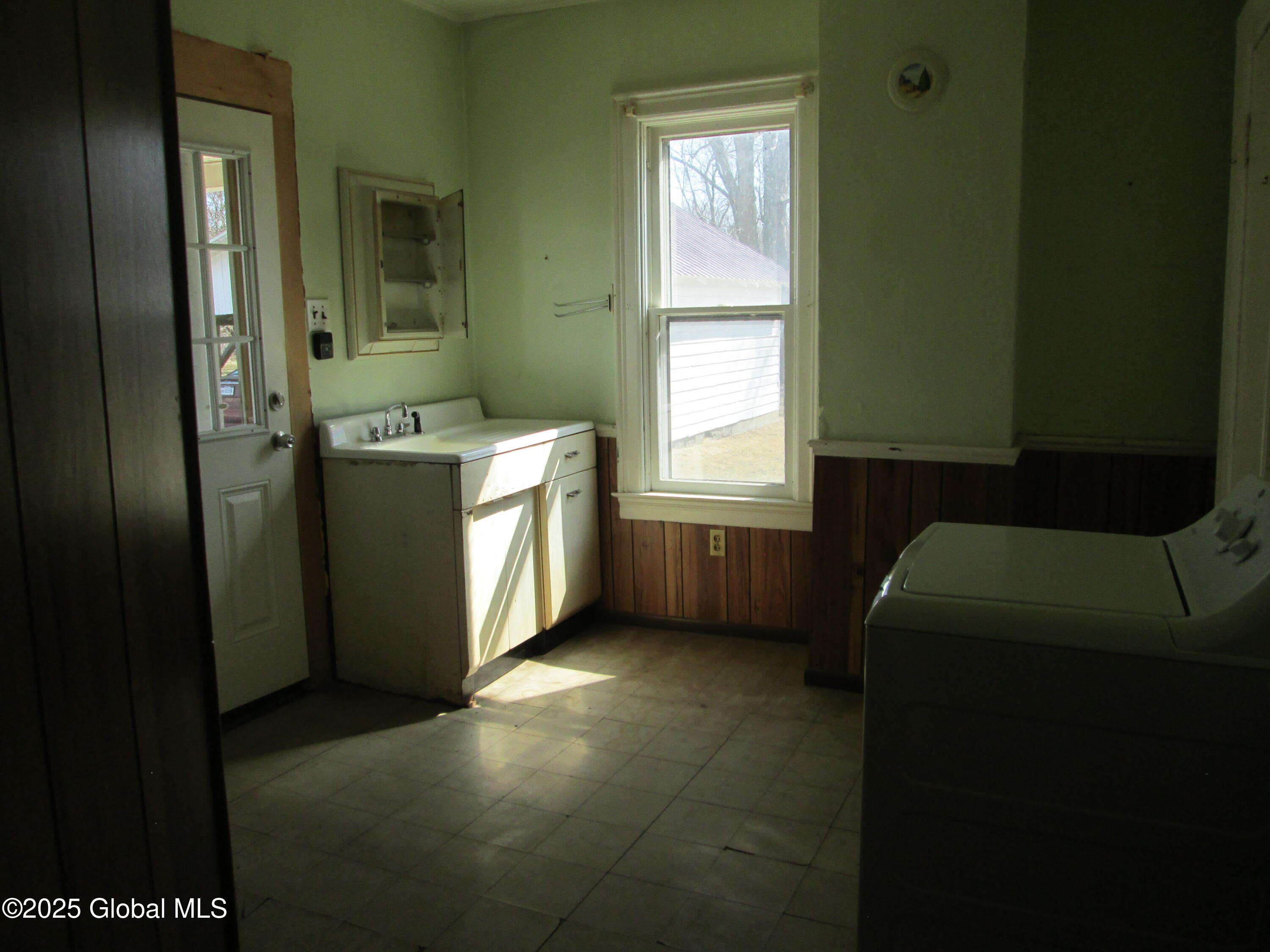 119 Currytown Road, Sprakers, New York image 12