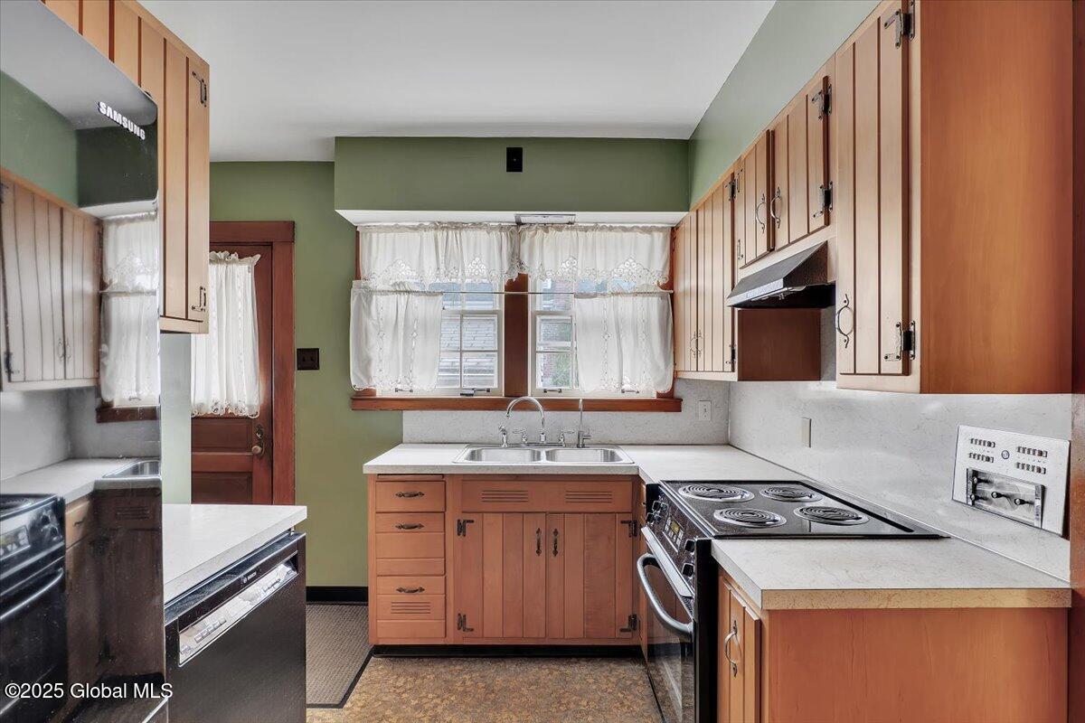 22 Hackett Avenue, Albany, New York image 3