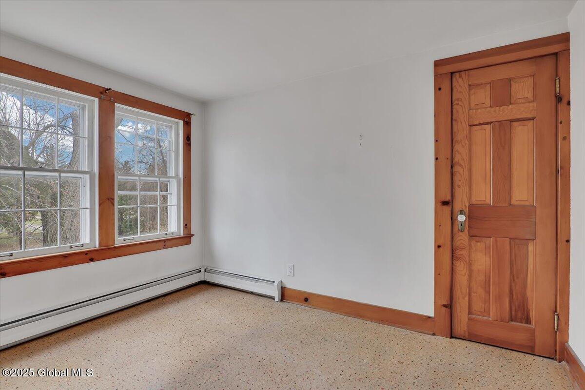 22 Hackett Avenue, Albany, New York image 16