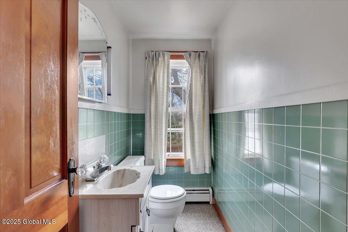 22 Hackett Avenue, Albany, New York image 18