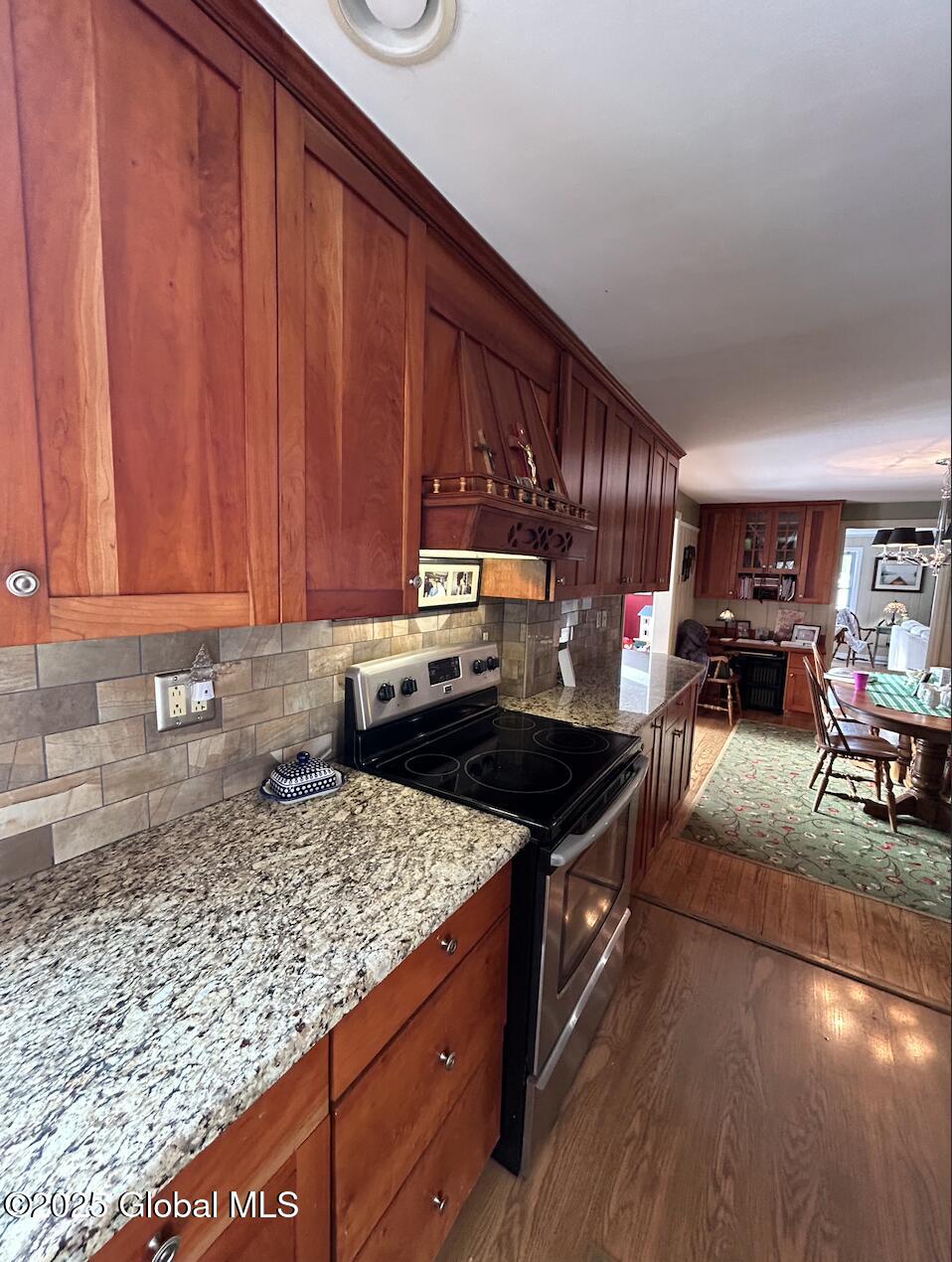 70 Wilkes Avenue, Amsterdam, New York image 10