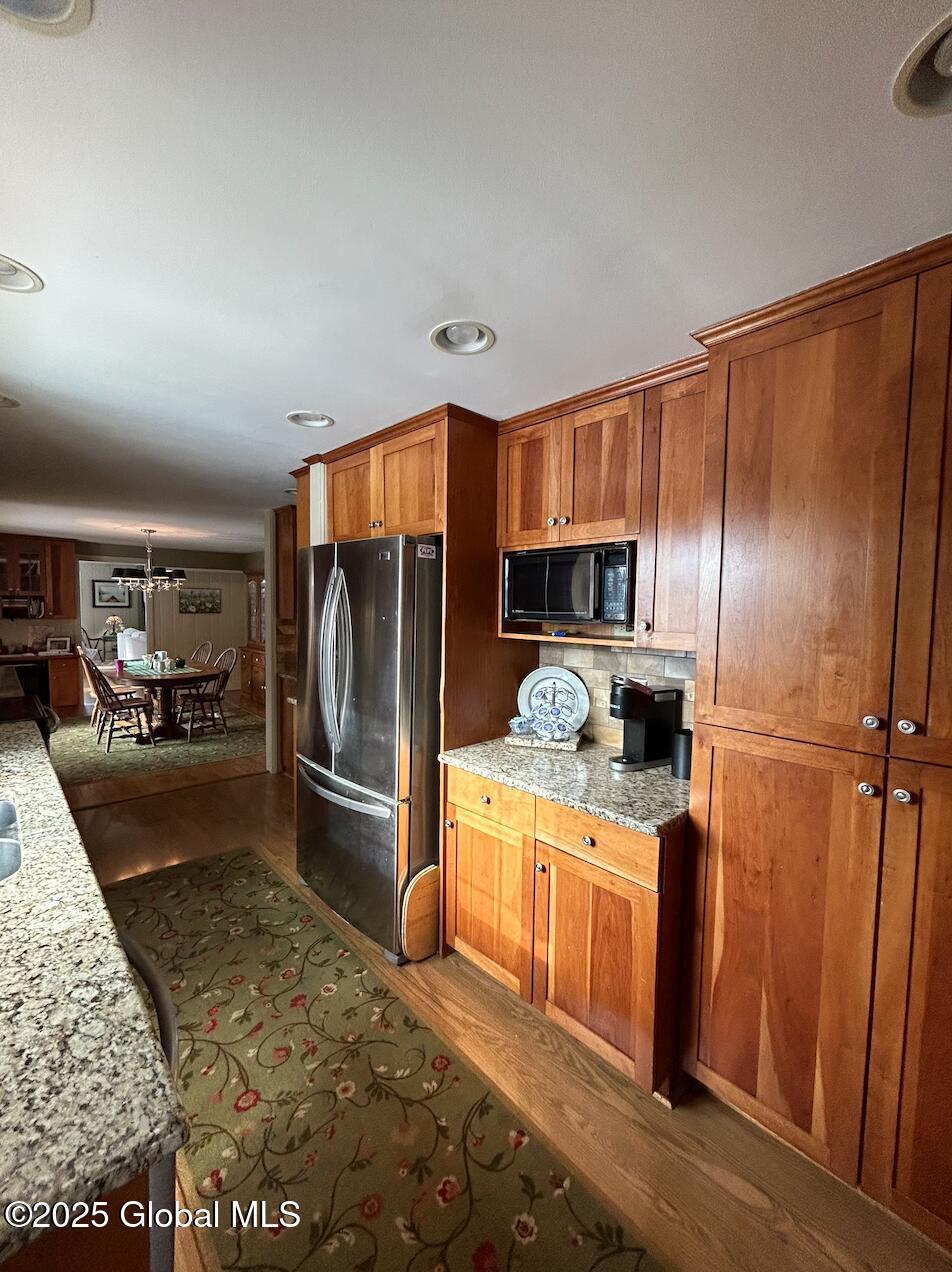 70 Wilkes Avenue, Amsterdam, New York image 9