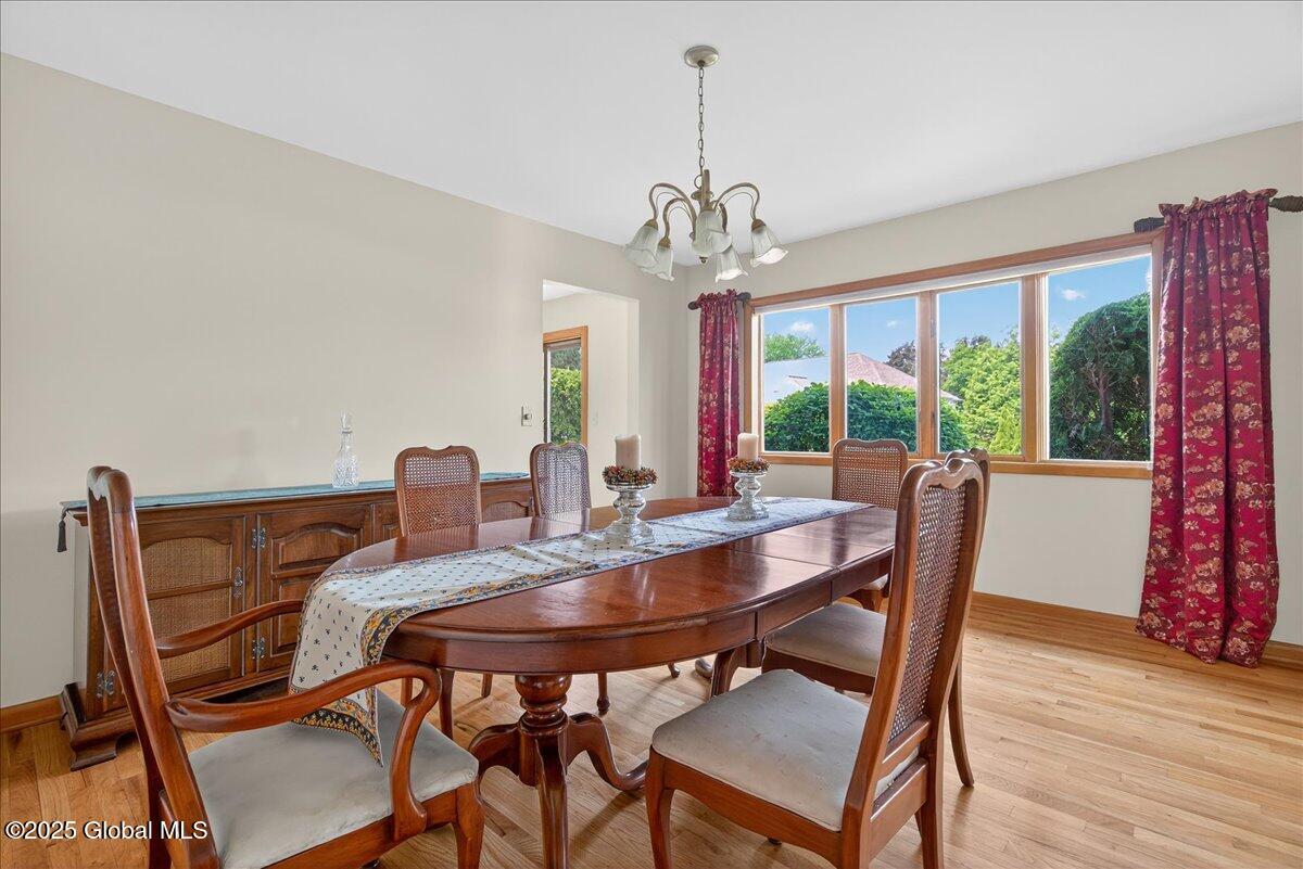33 Woodridge Drive, Loudonville, New York image 19