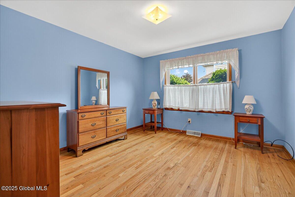 33 Woodridge Drive, Loudonville, New York image 32