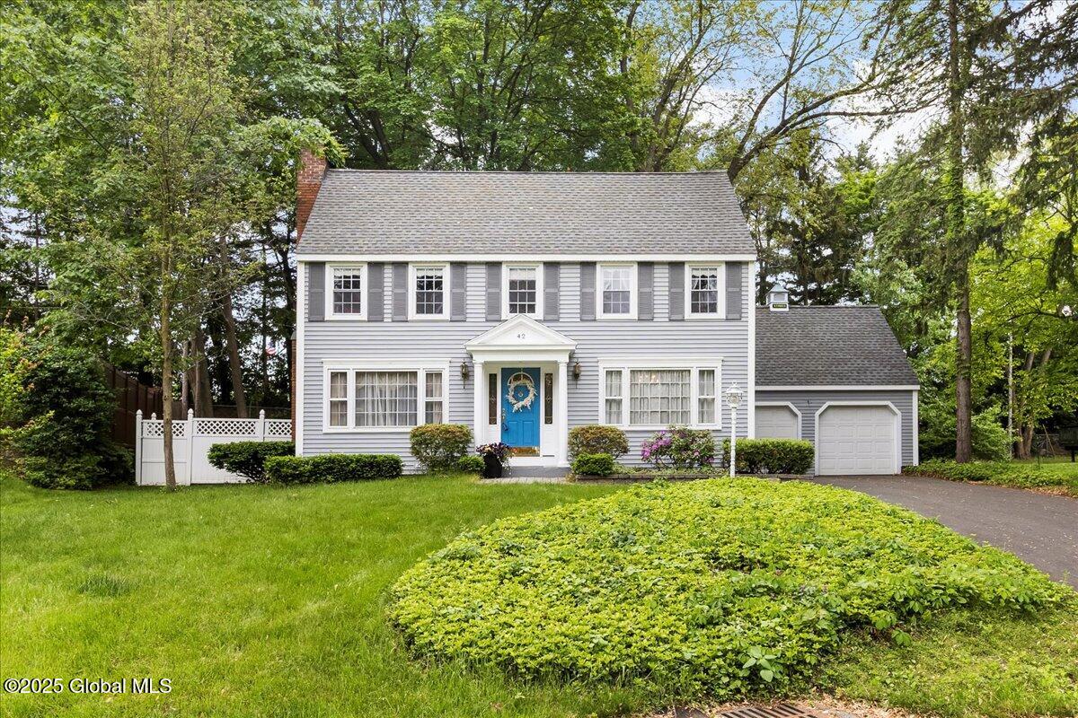 42 Pheasant Ridge Drive, Loudonville, New York image 2