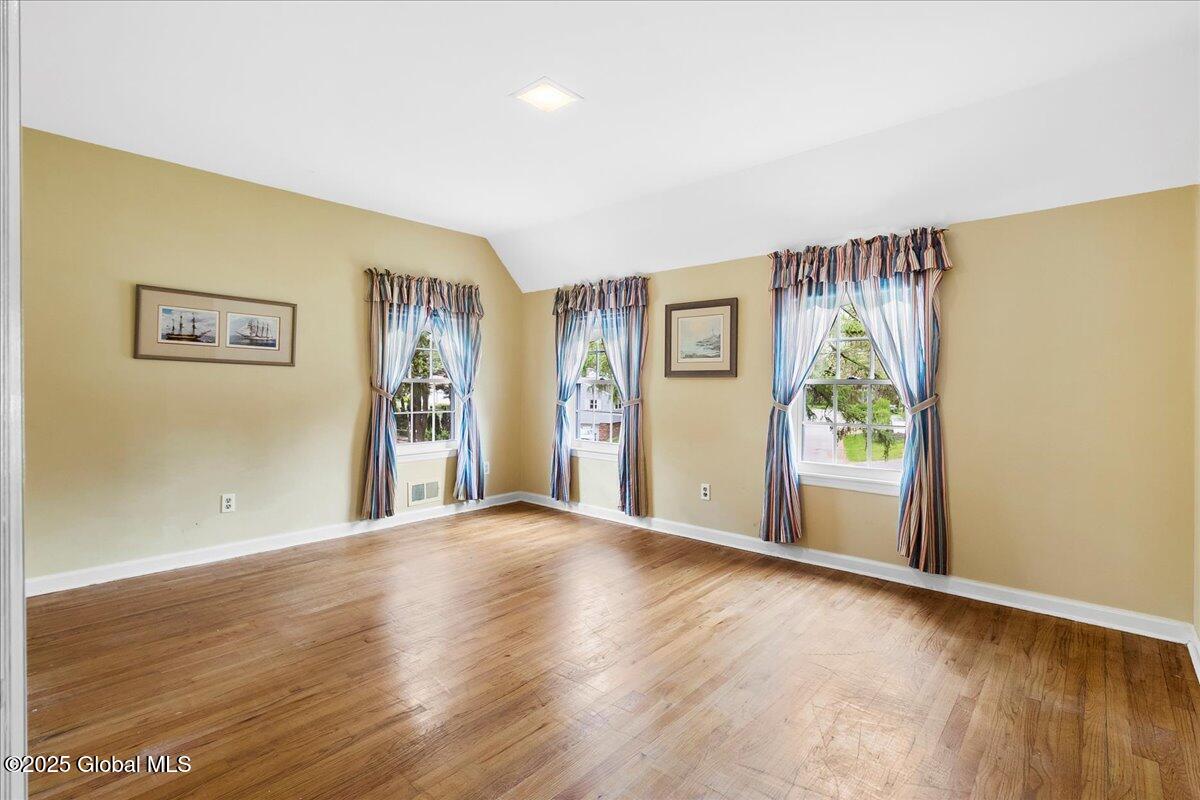 42 Pheasant Ridge Drive, Loudonville, New York image 27