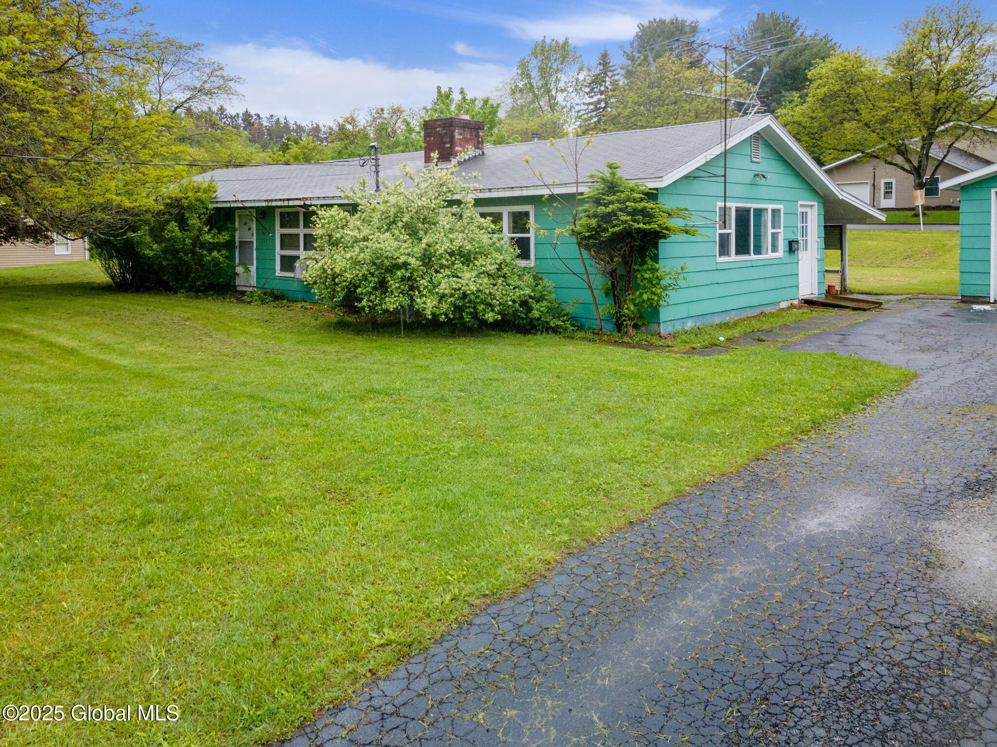 195 North Street, Cobleskill, New York image 3