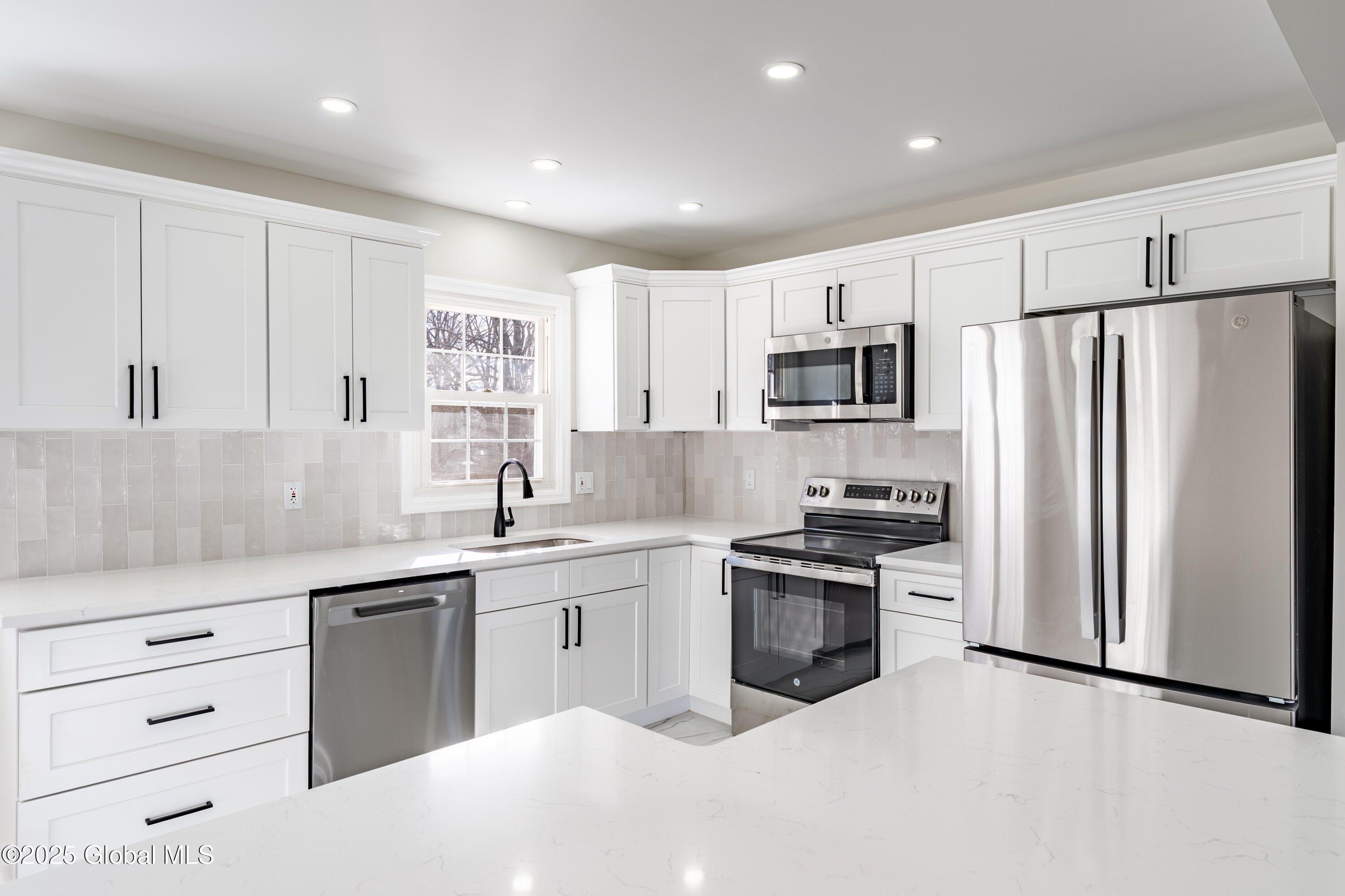 40 Willis Avenue, Ravena, New York image 7