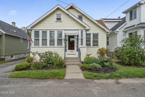 Photo of 18 Weymouth Street, Albany, NY 12205 (MLS # 202625650)