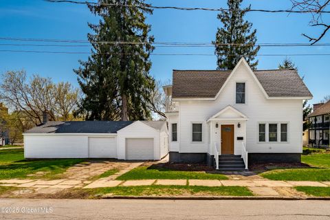 4 Van Buren Street, Ballston Spa, NY 12020 - #: 202515971