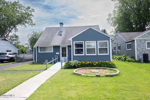 Photo of 12 Jase Court, Albany, NY 12208 (MLS # 202620105)