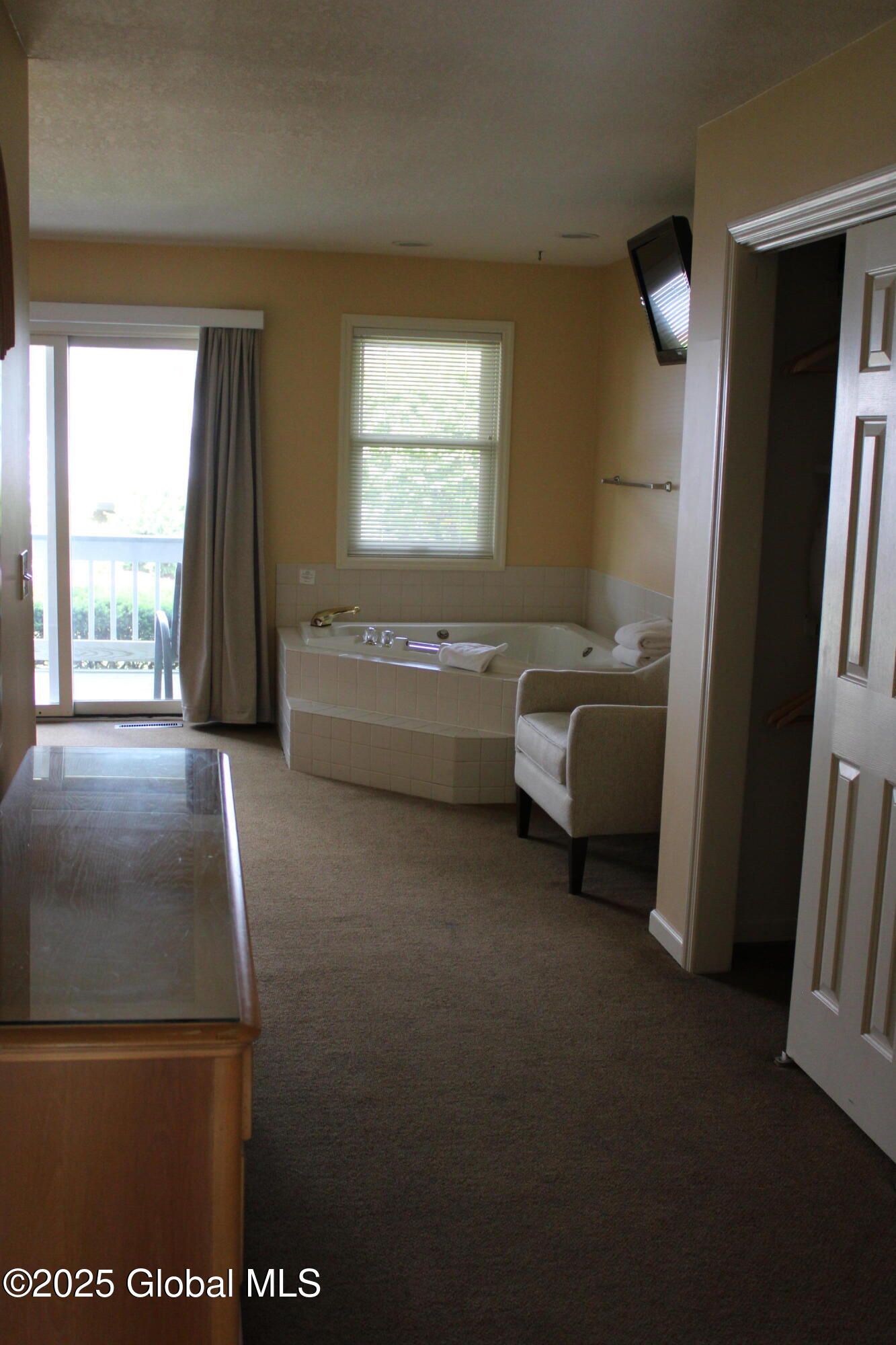 3014 Lake Shore Drive #8B, Lake George, New York image 5