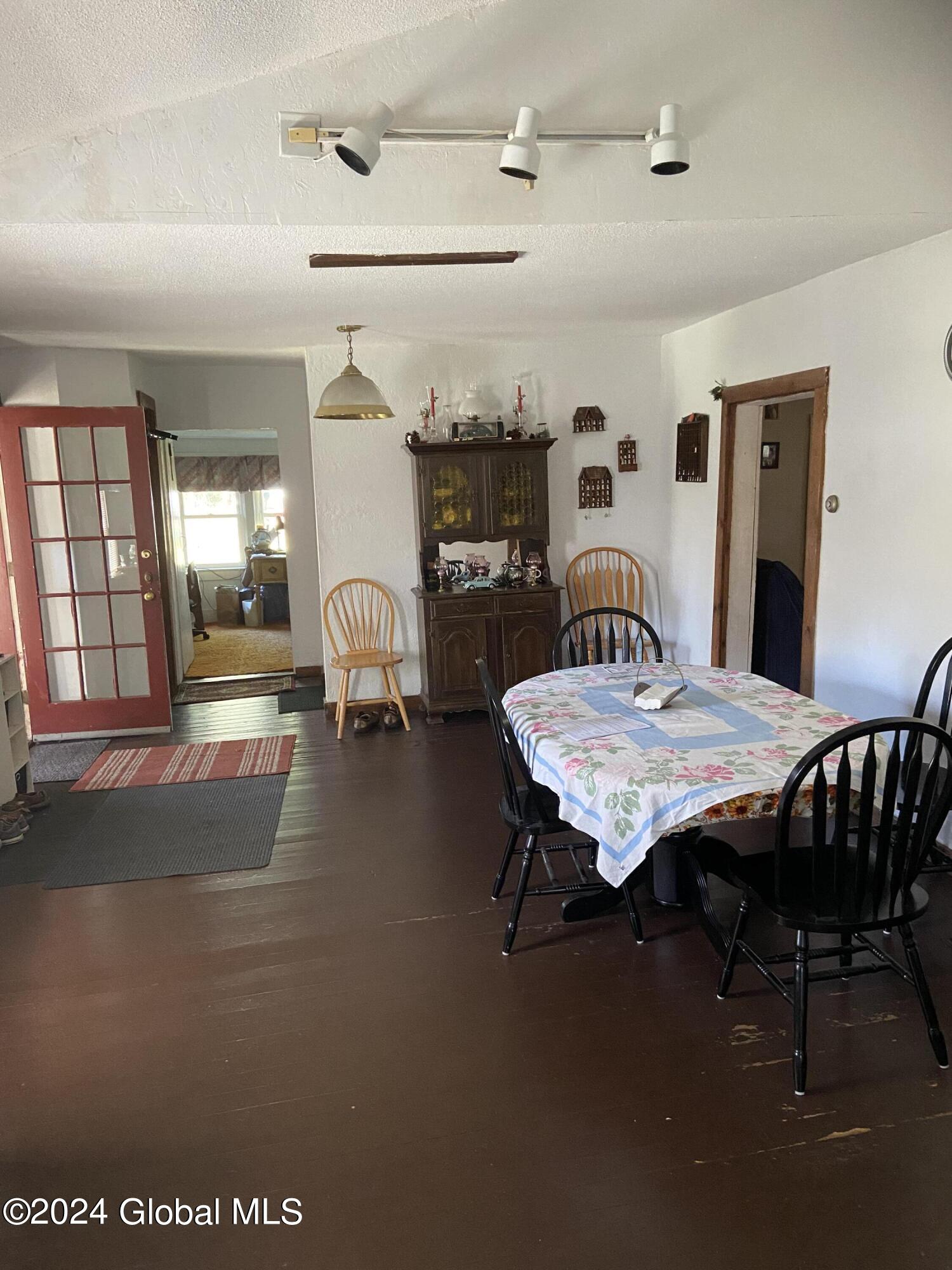 408 Reynolds Road