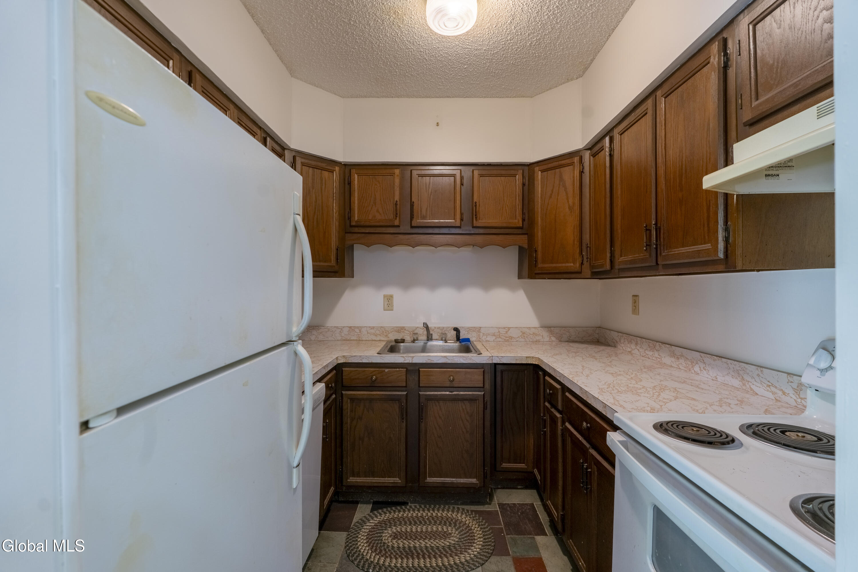 4 B High Pines Terrace