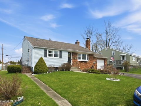 Photo of 18 Harold Avenue, Latham, NY 12110 (MLS # 202615252)