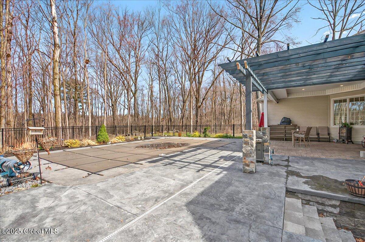 21 Joyous Lane, Glenville, New York image 11
