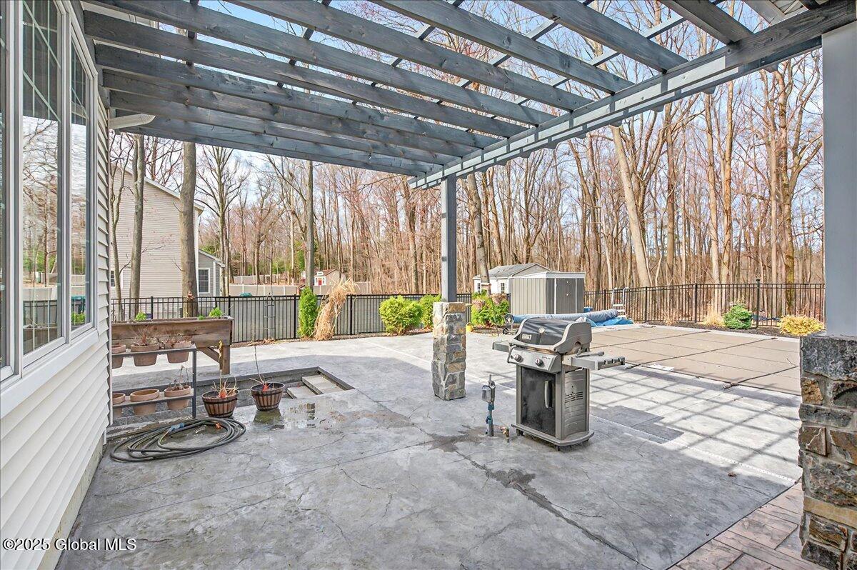 21 Joyous Lane, Glenville, New York image 15
