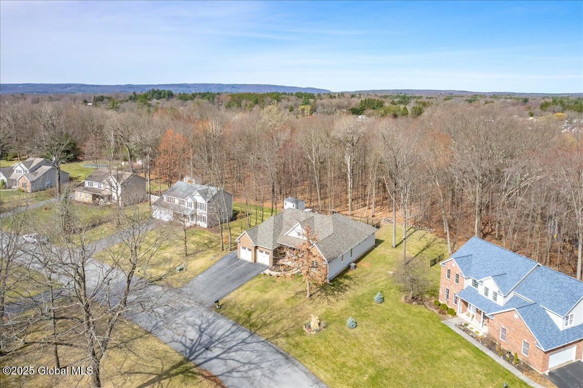 21 Joyous Lane, Glenville, New York image 6