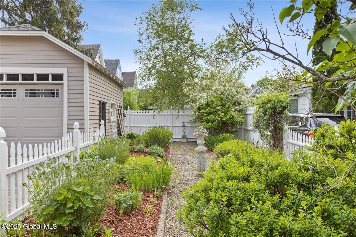 74 Pinewoods Avenue, Troy, New York image 45