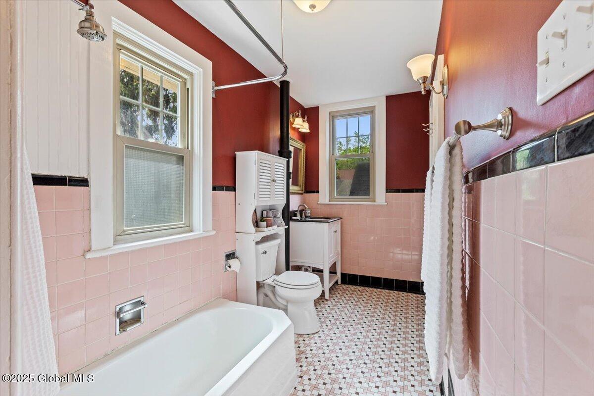 74 Pinewoods Avenue, Troy, New York image 35