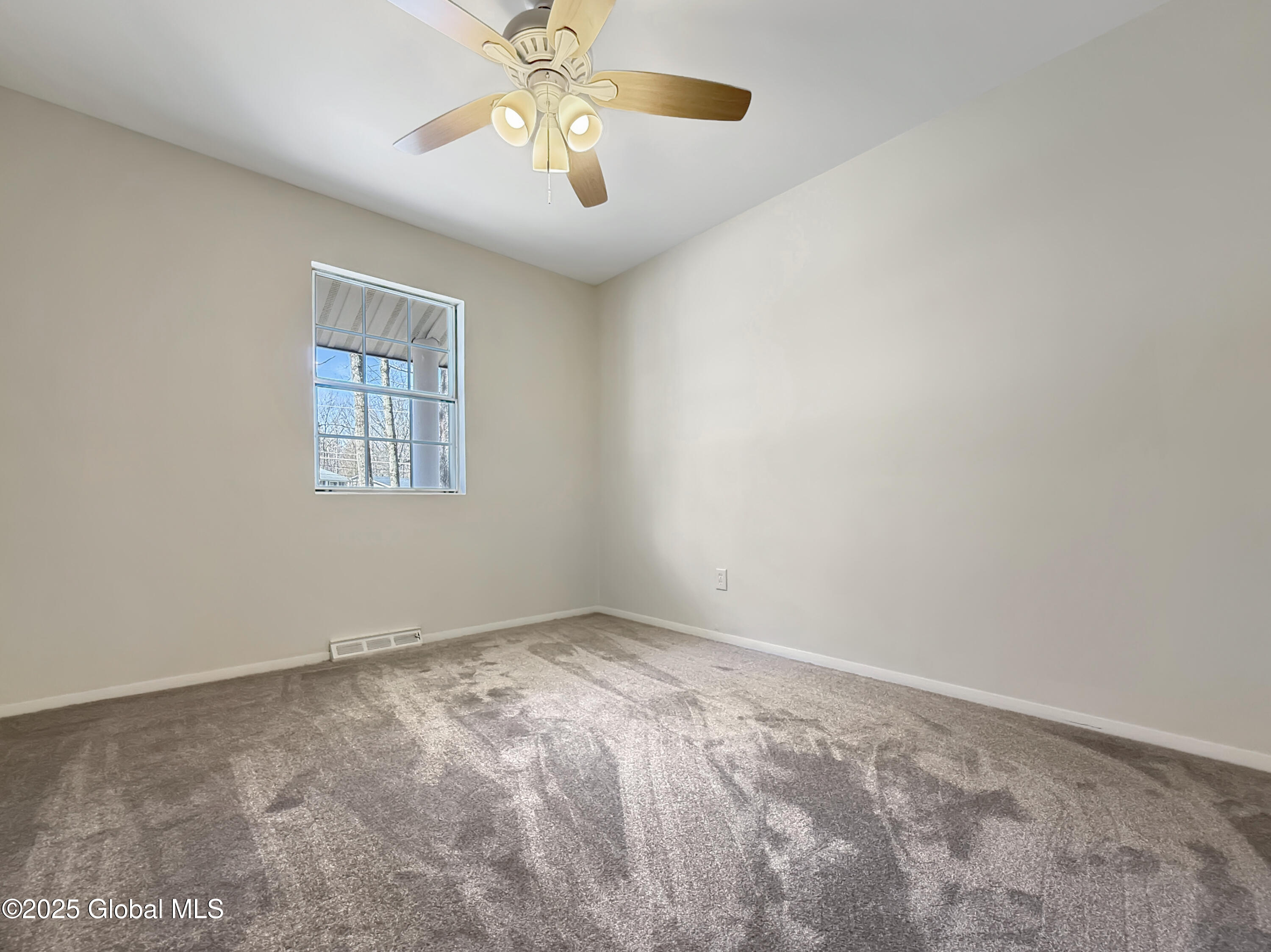 1 Orenda Spring Drive, Saratoga Springs, New York image 13