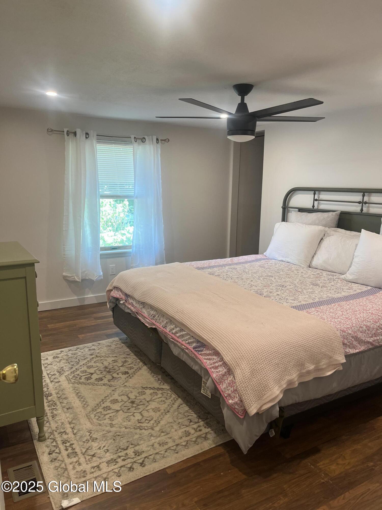 Gansevoort, New York 12831, United States, 3 Bedrooms Bedrooms, ,2 BathroomsBathrooms,Residential,Pending,157279