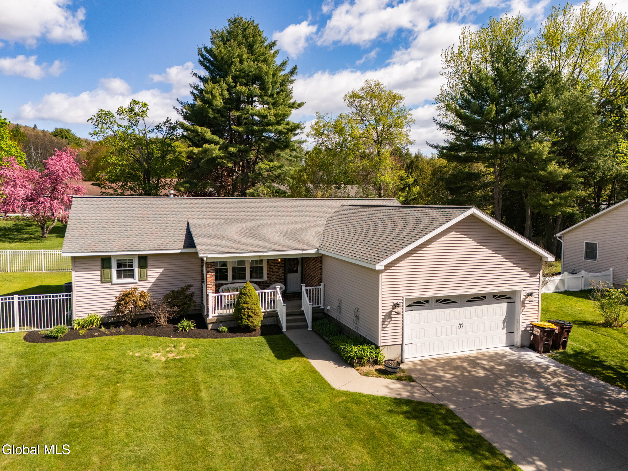 1 Shallow Creek Road