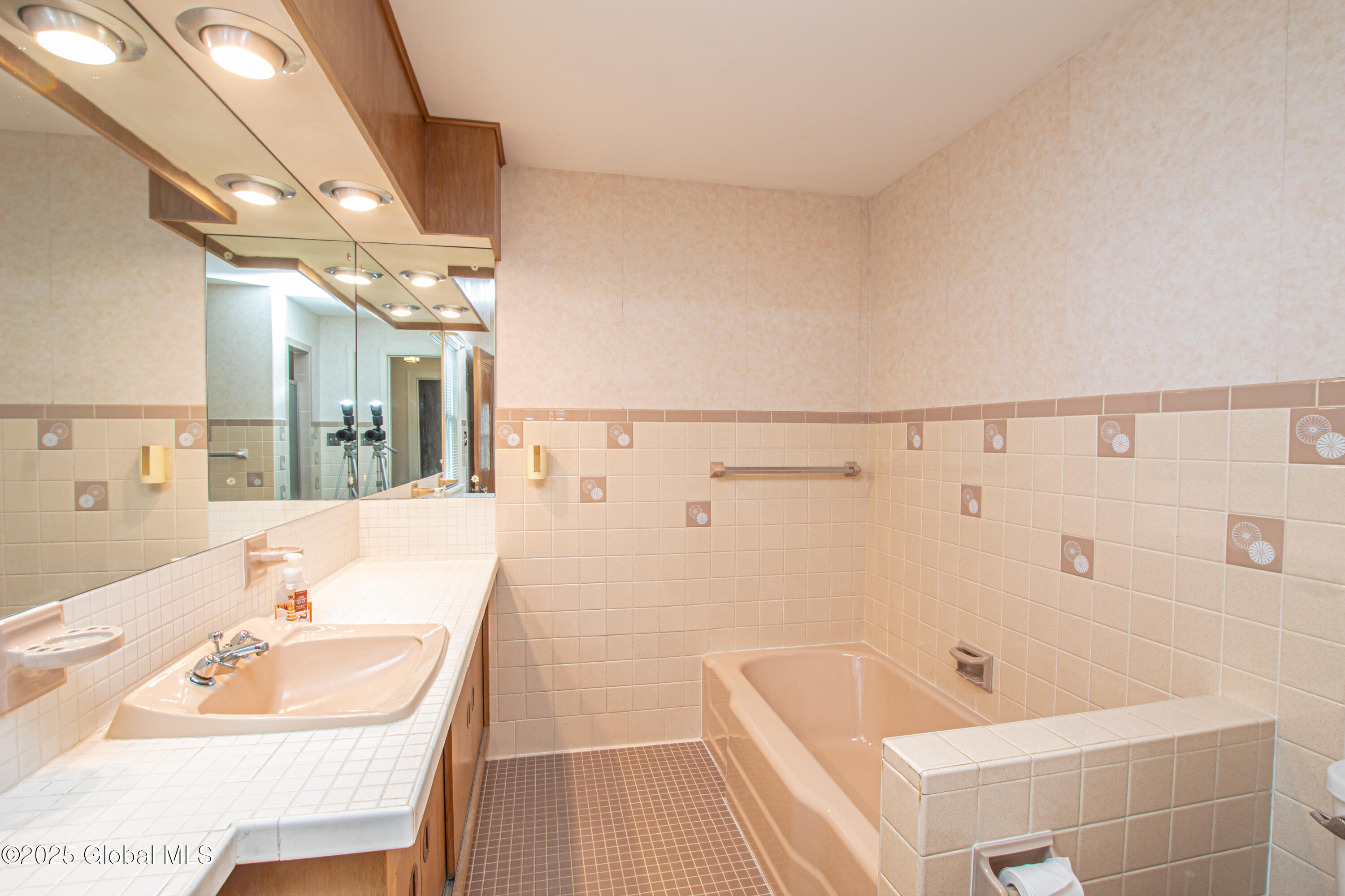 125 5th Avenue, Gloversville, New York image 45