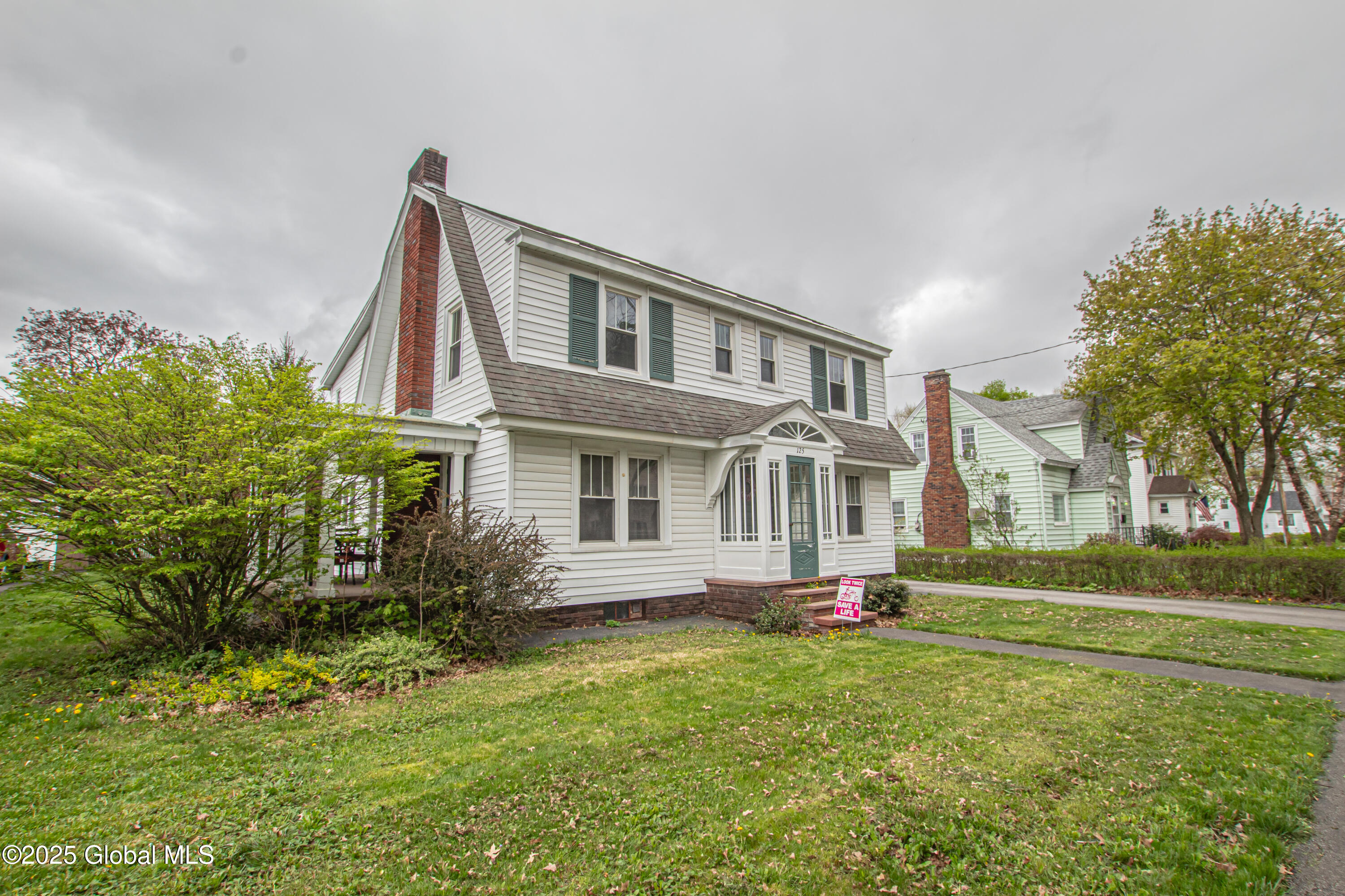 125 5th Avenue, Gloversville, New York image 3