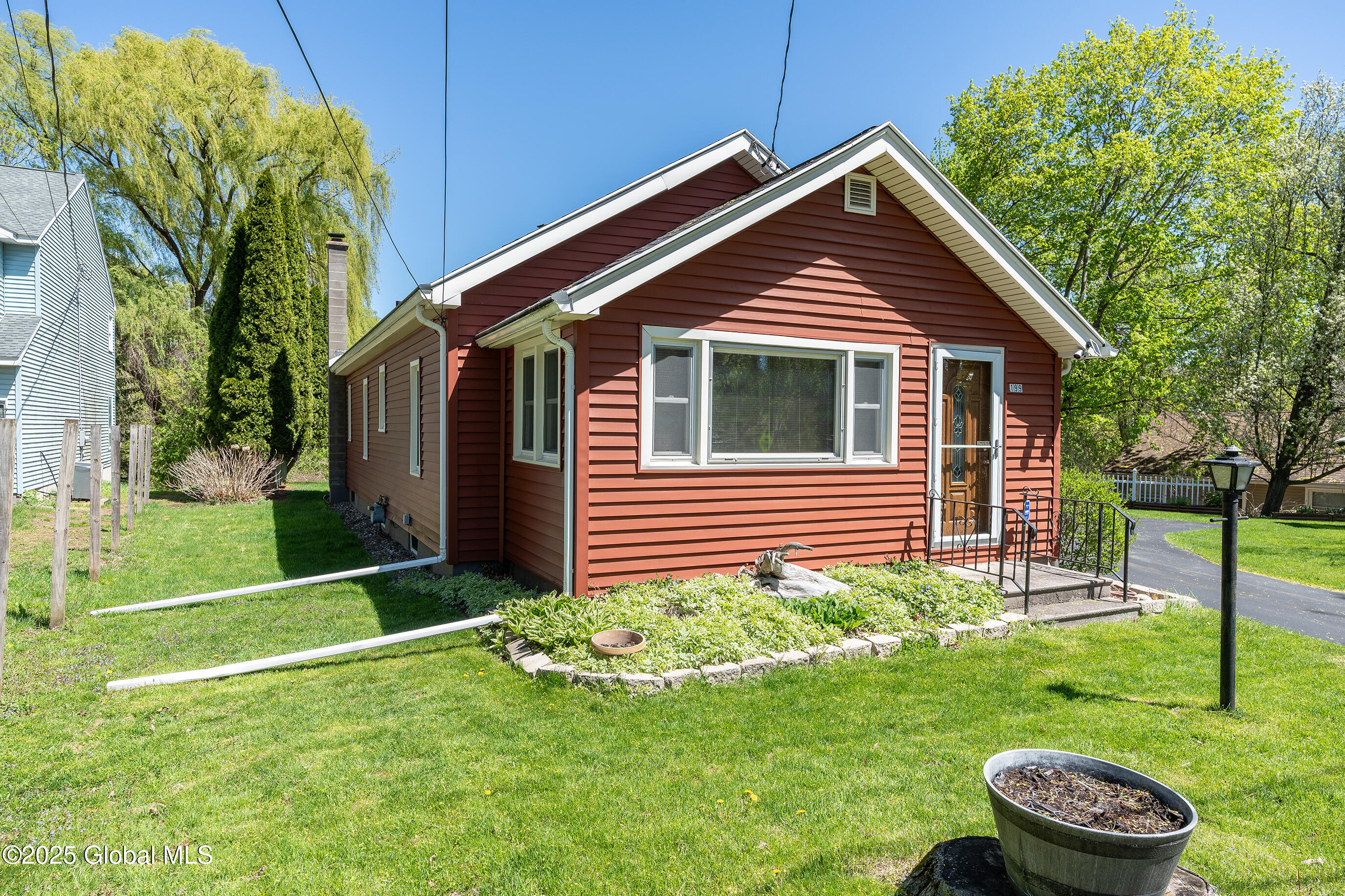 199 Krumkill Road, Slingerlands, New York image 5