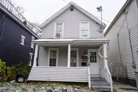 Photo of 1325 6th Avenue, Schenectady, NY 12303 (MLS # 202529367)