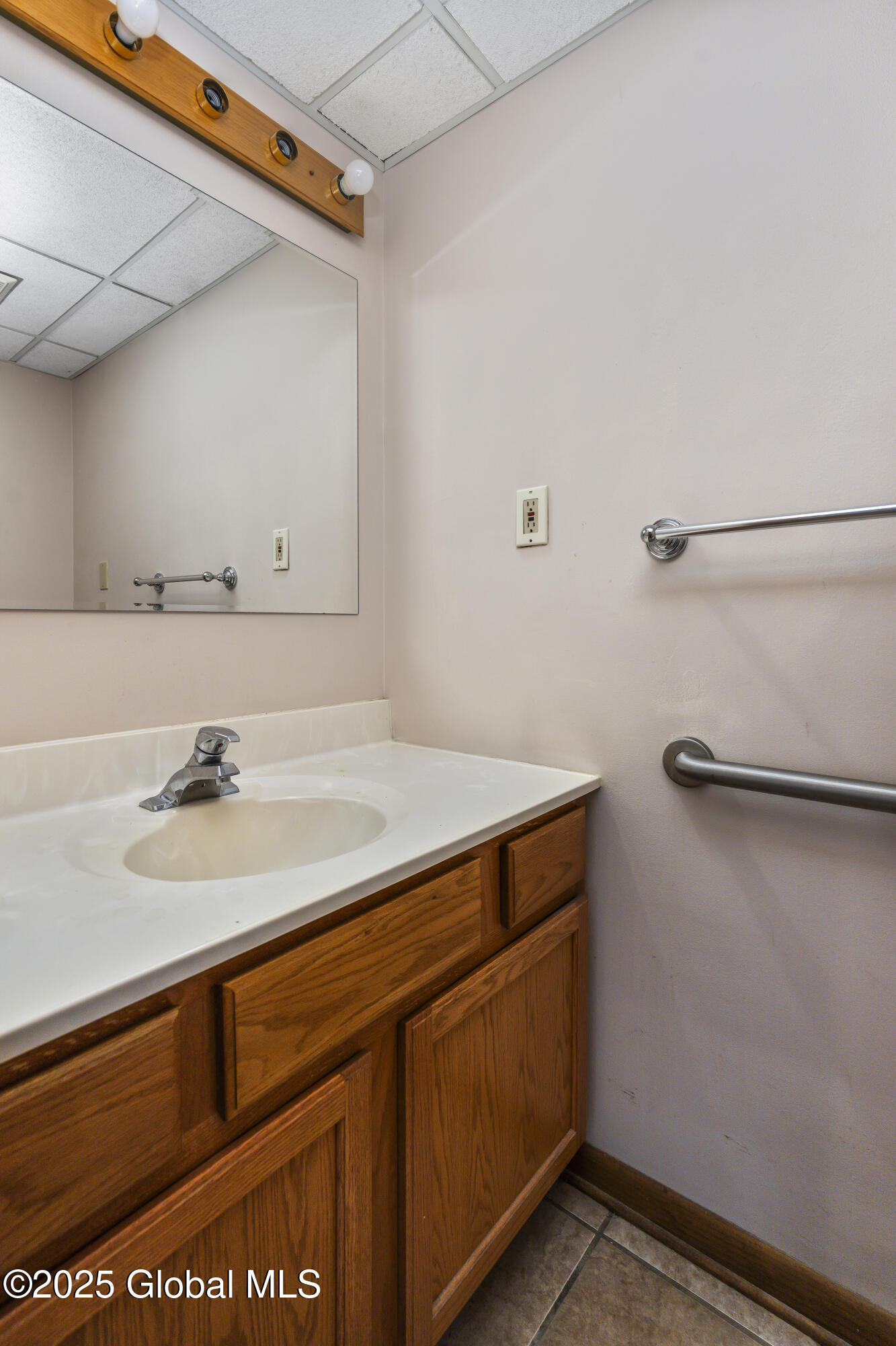 801 Londonderry Road, Schenectady, New York image 7