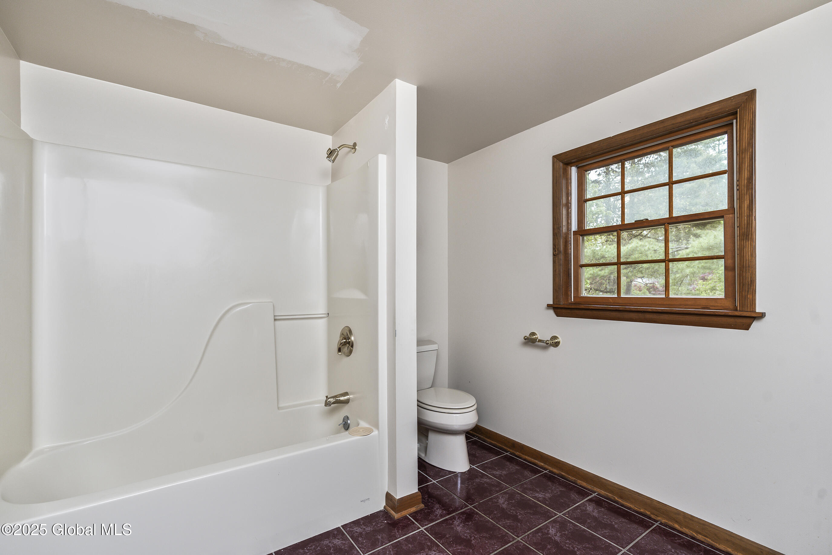 801 Londonderry Road, Schenectady, New York image 23