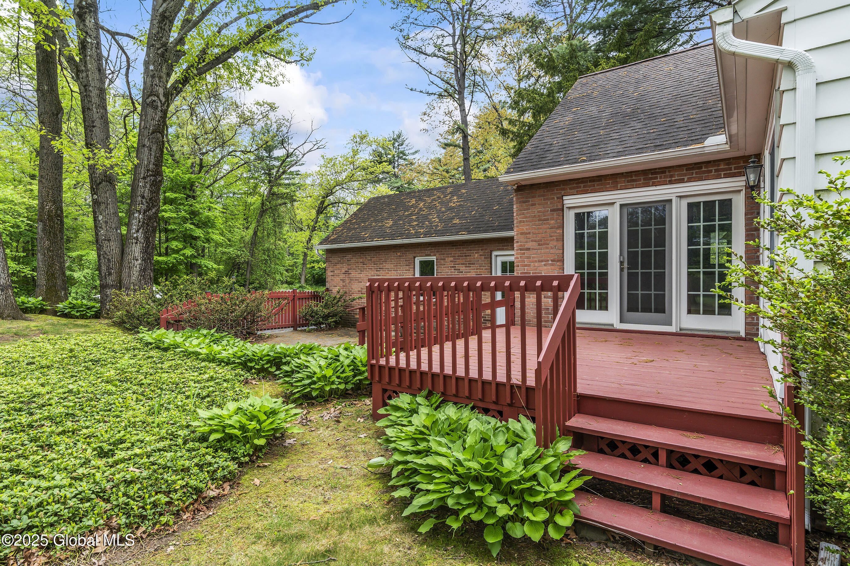 801 Londonderry Road, Schenectady, New York image 25