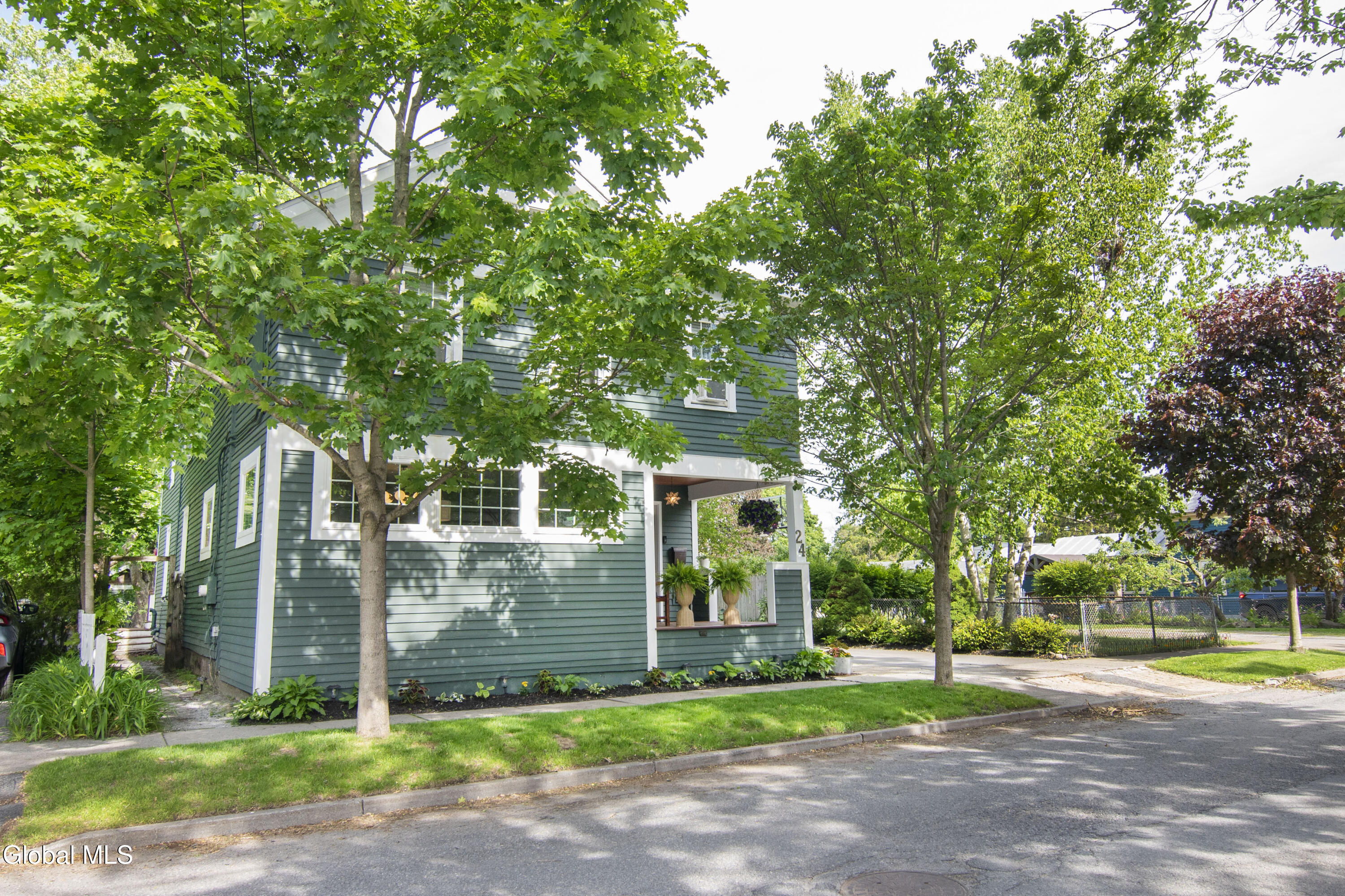 24 Walnut Street