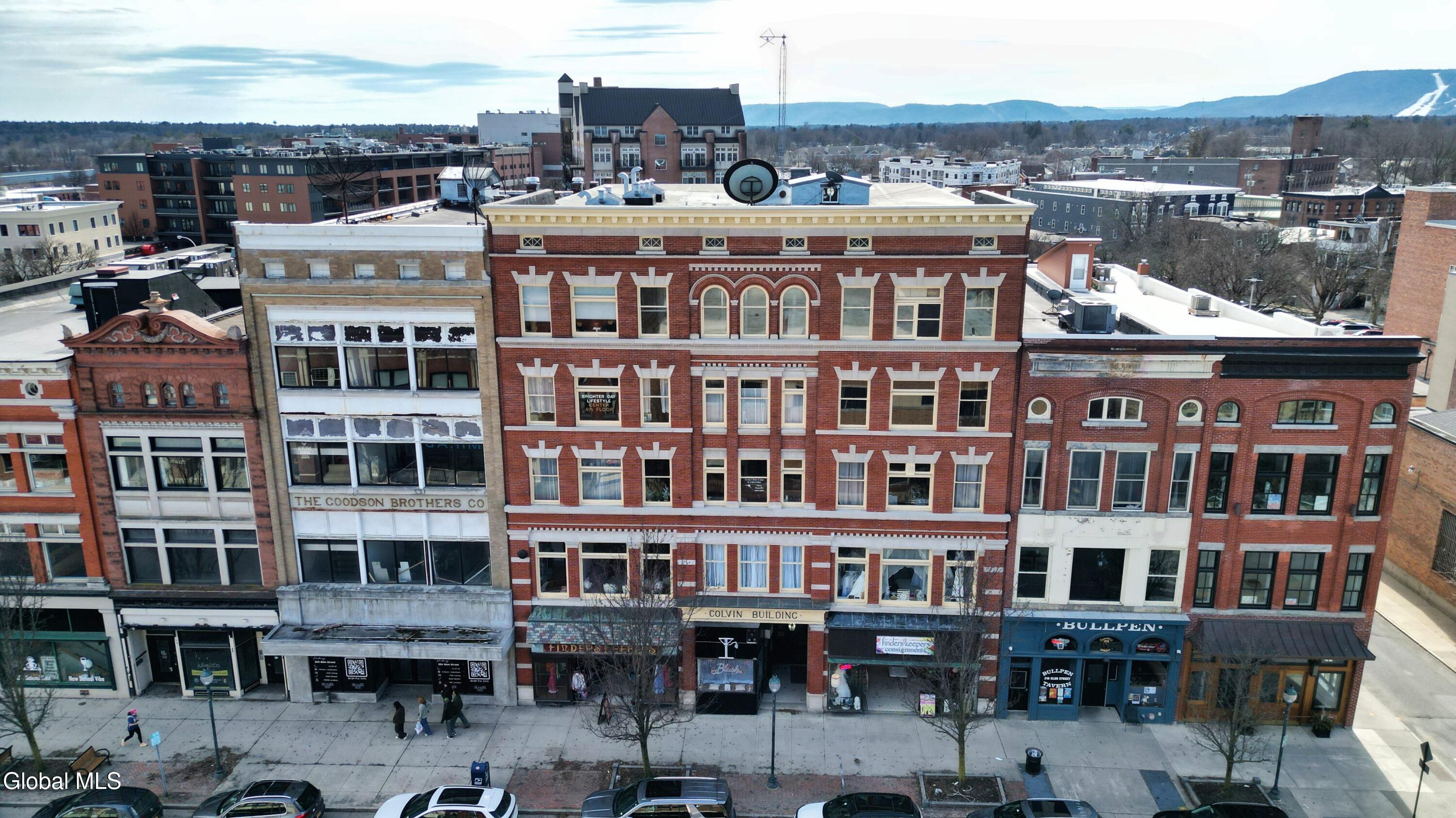 206 Glen Street