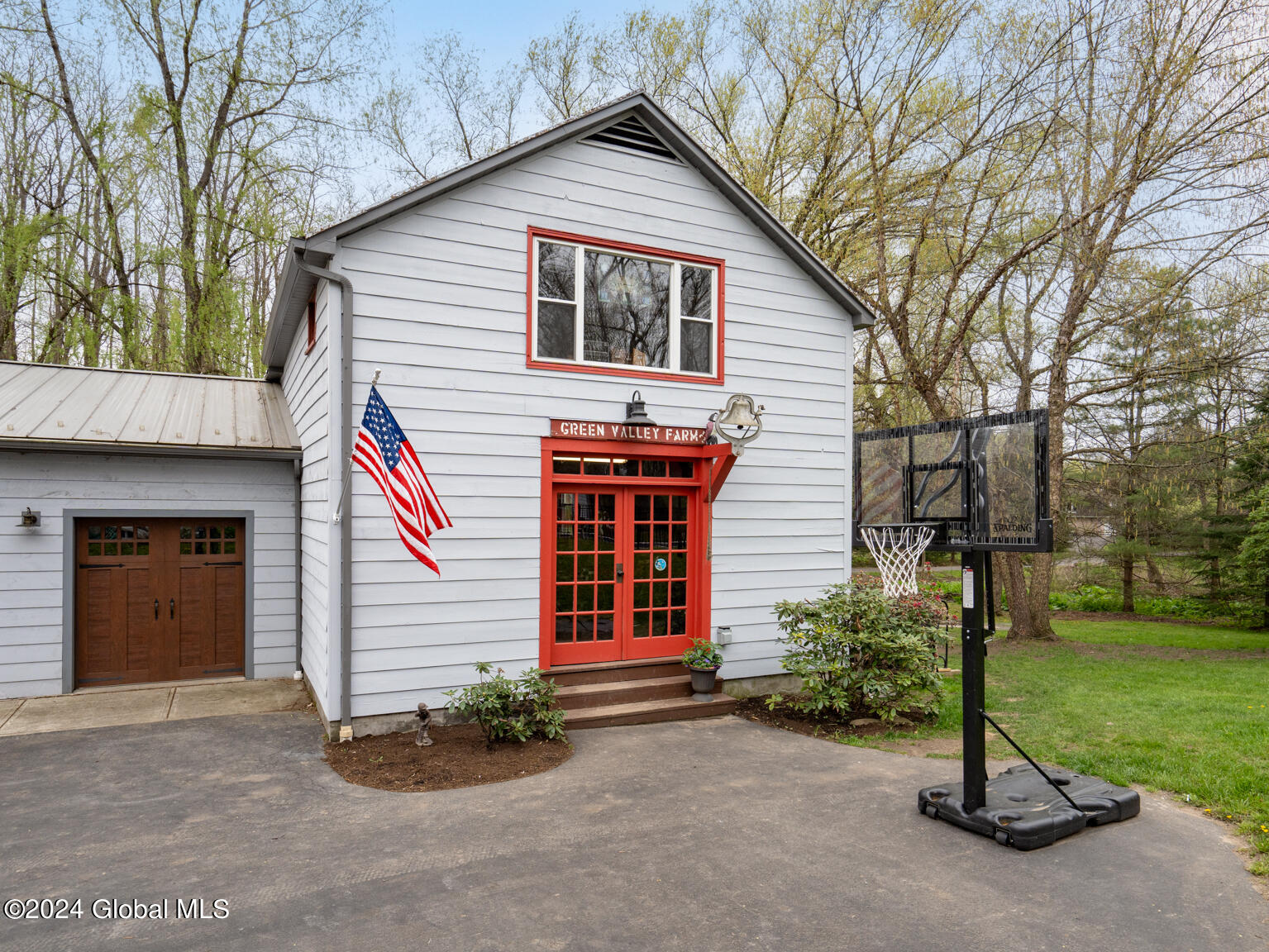 221 Fordham Road, Kinderhook, New York image 3