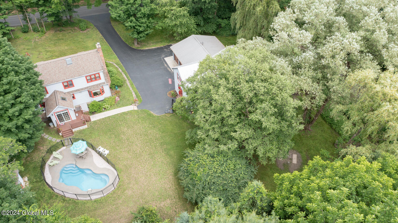 221 Fordham Road, Kinderhook, New York image 38