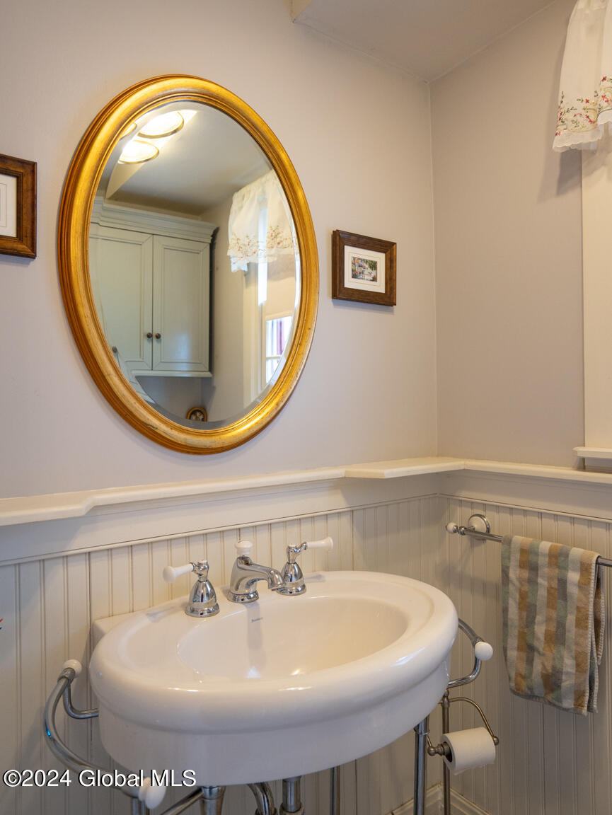 221 Fordham Road, Kinderhook, New York image 21