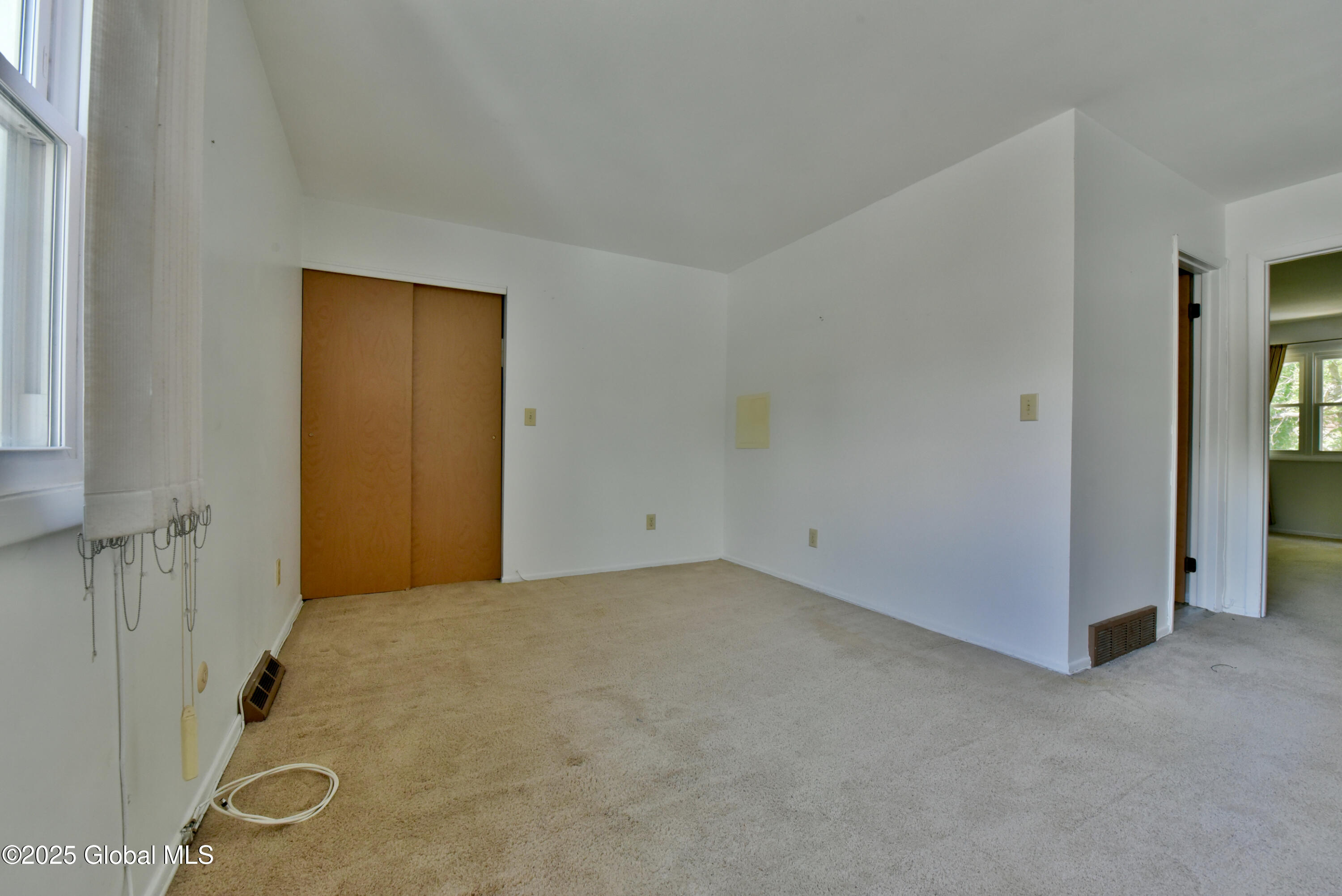 32 Mohawk Trail, Clifton Park, New York image 22