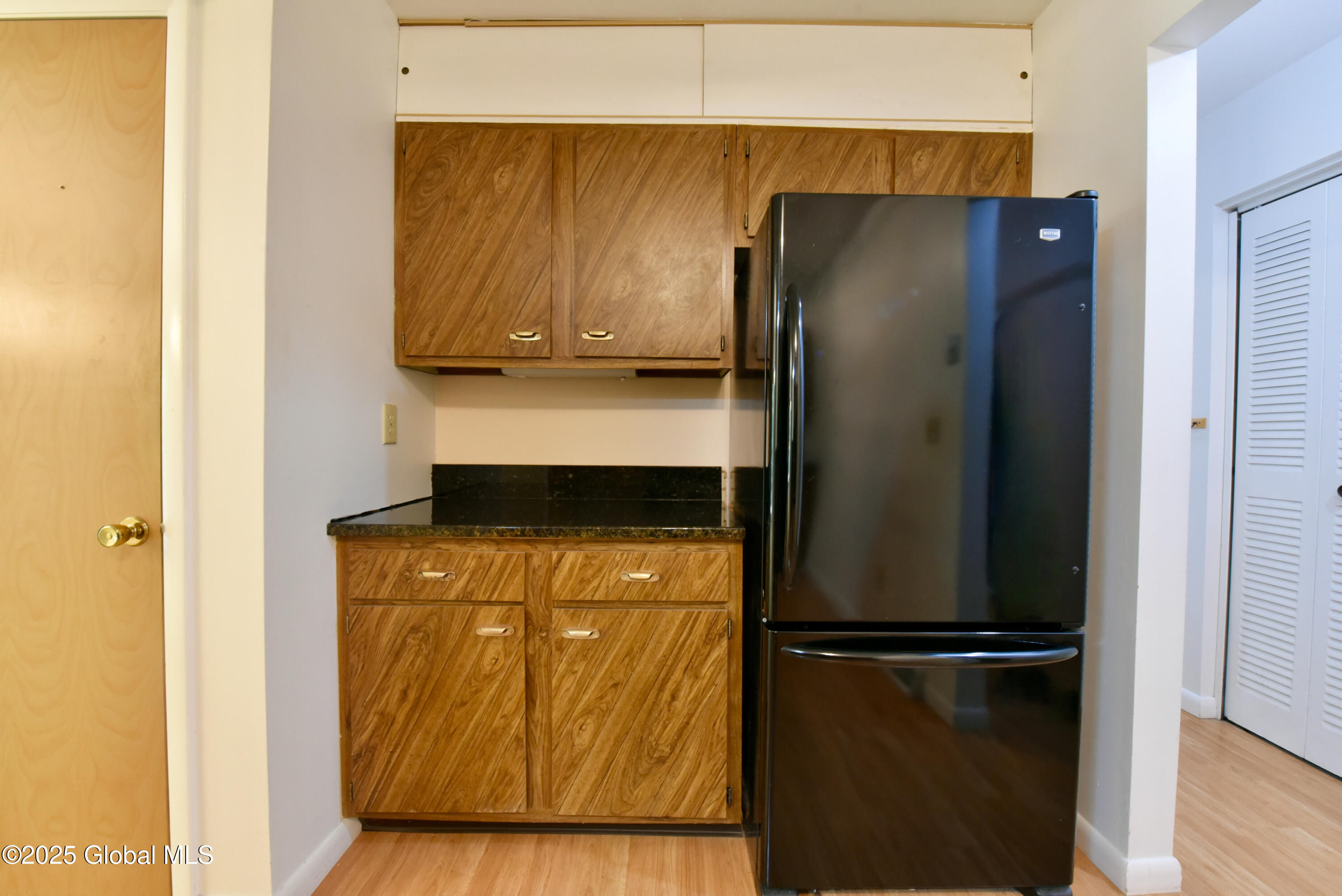 32 Mohawk Trail, Clifton Park, New York image 10